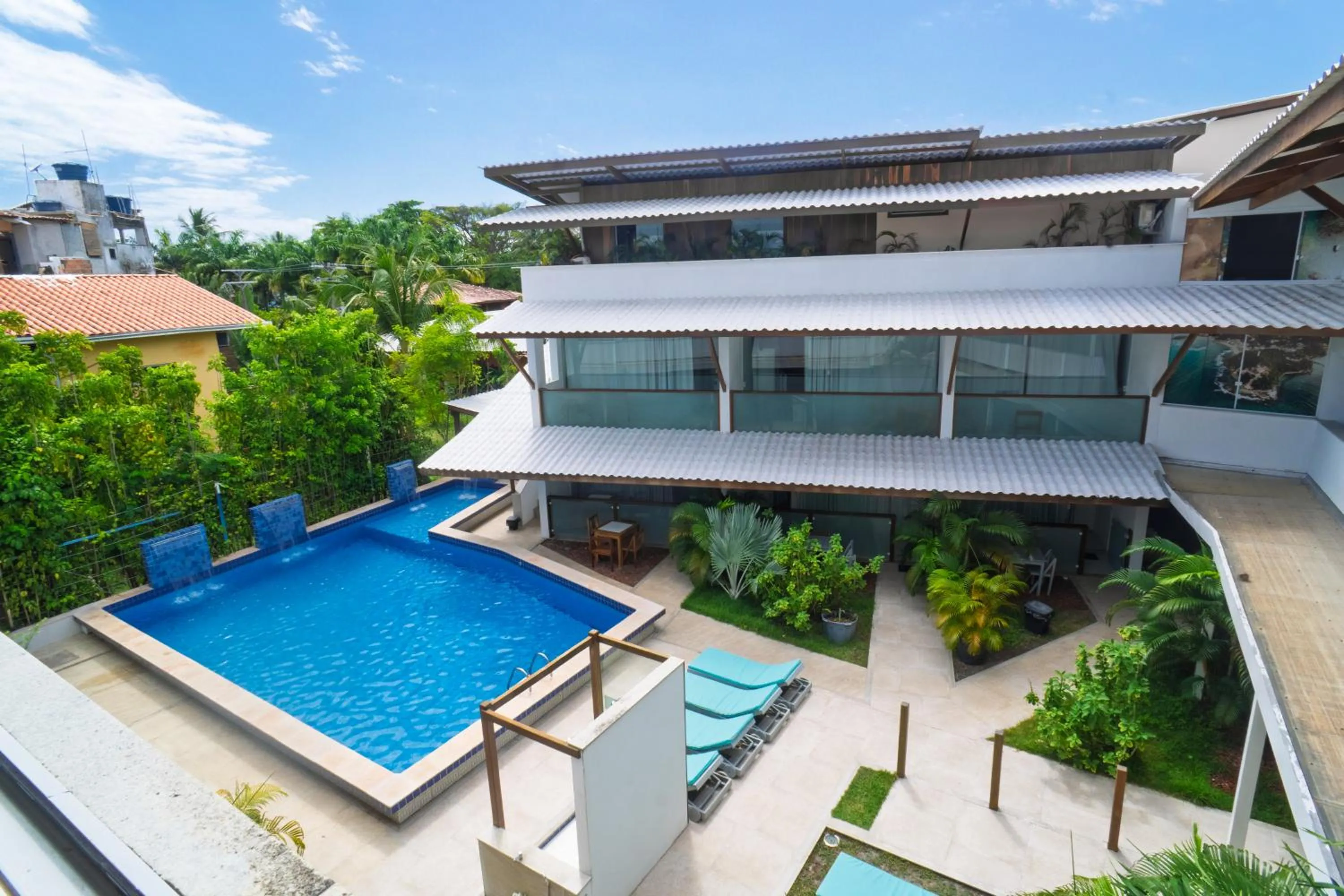 Swimming pool in Brisa do Mar Praia Hotel