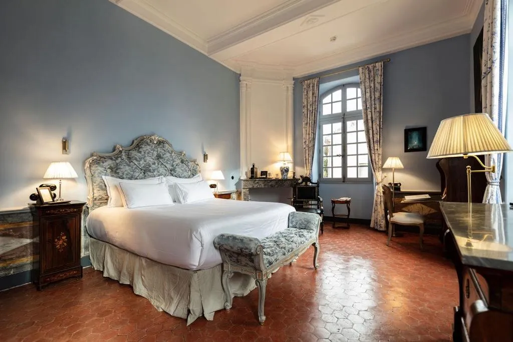 Photo of the whole room, Bed in Château de Collias - Maison de Vacances