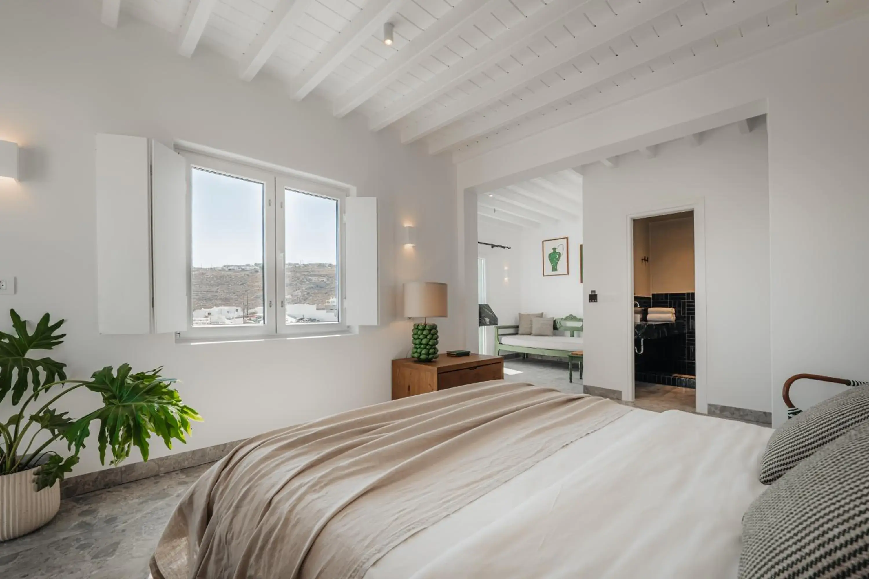 Bed in Pelican Bay Hotel Bed in Pelican Bay Hotel