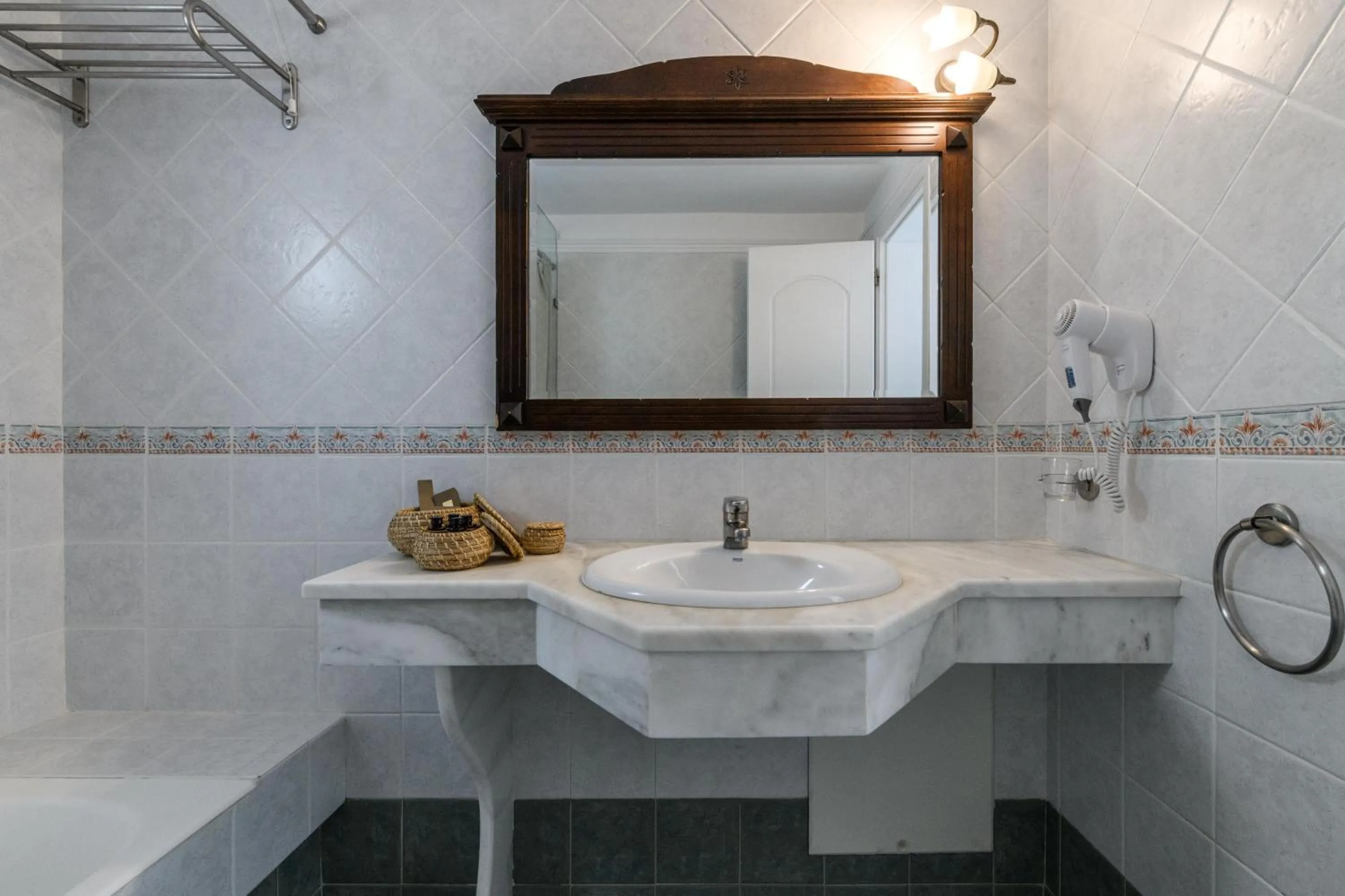 Bathroom in Pelican Bay Hotel