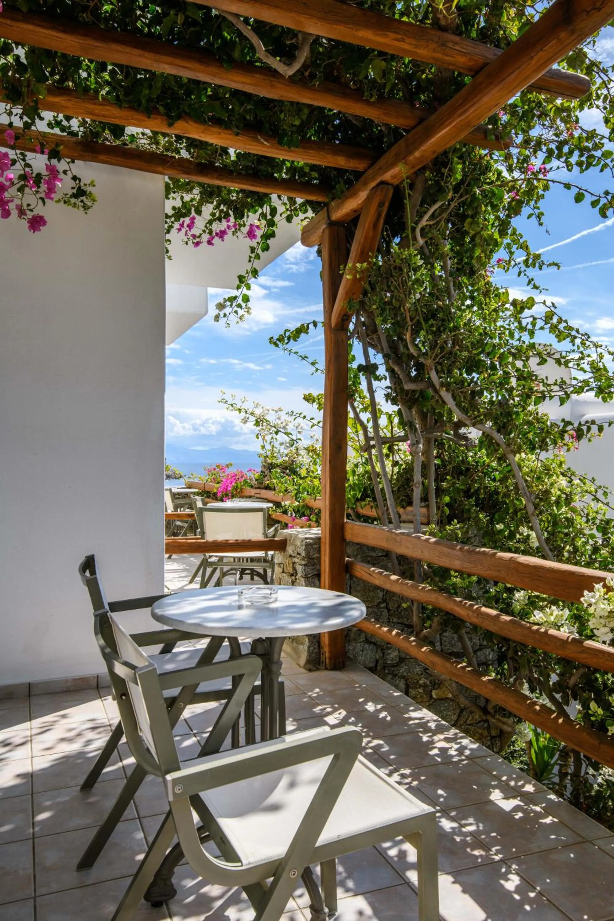 Natural landscape in Pelican Bay Hotel