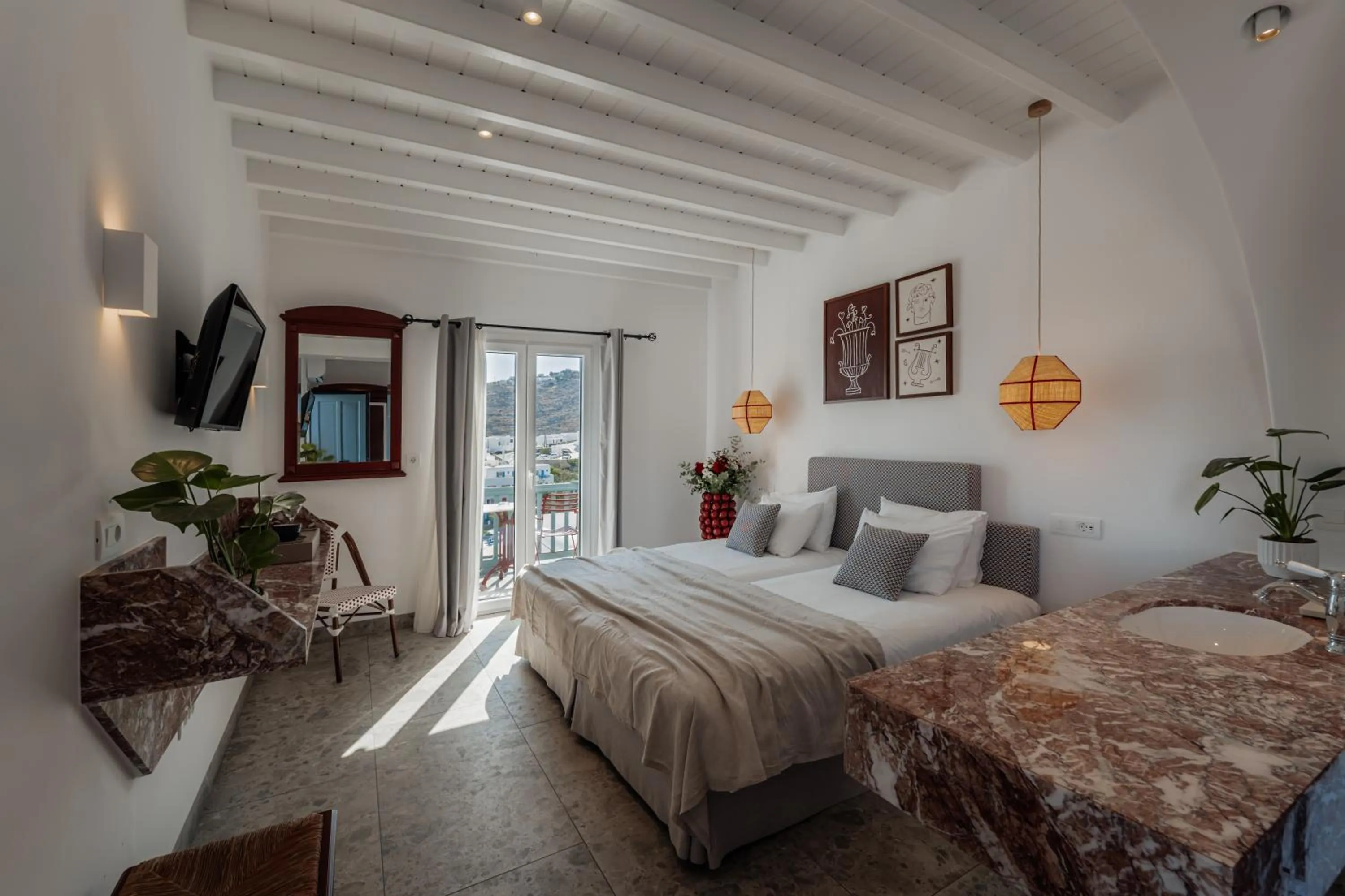 Bed in Pelican Bay Hotel