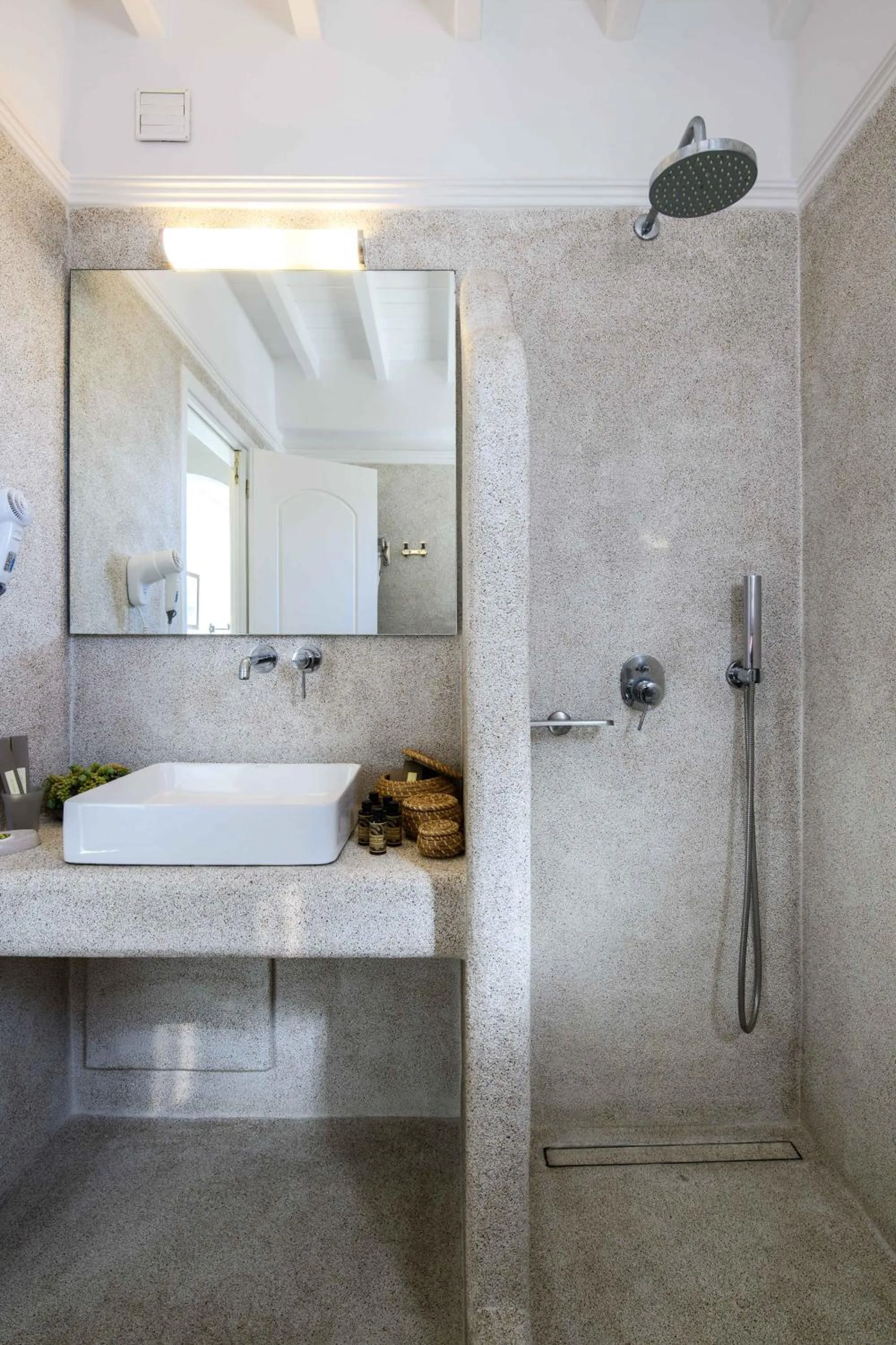 Shower in Pelican Bay Hotel