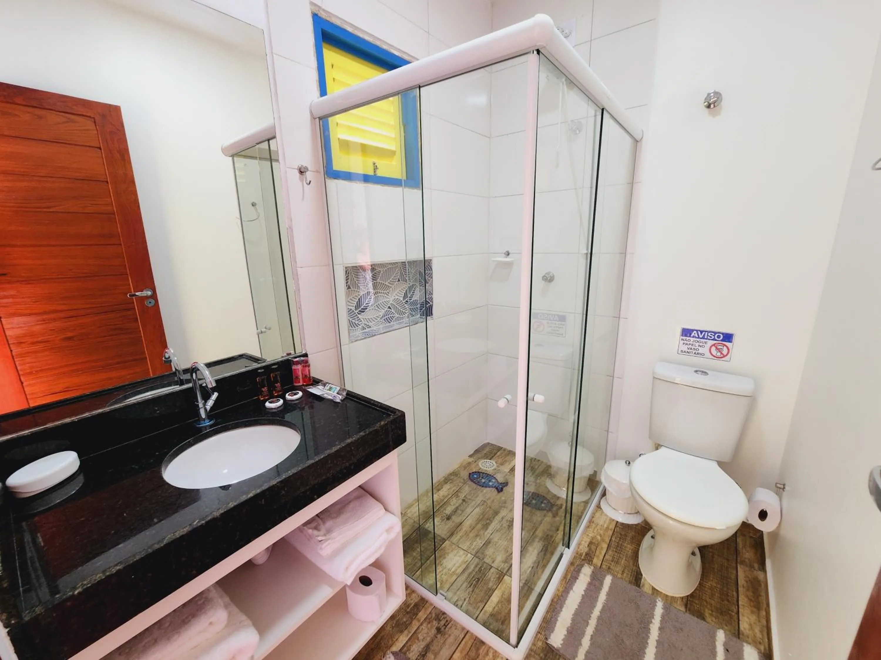 Bathroom in Manaí Pousada & Beach Club