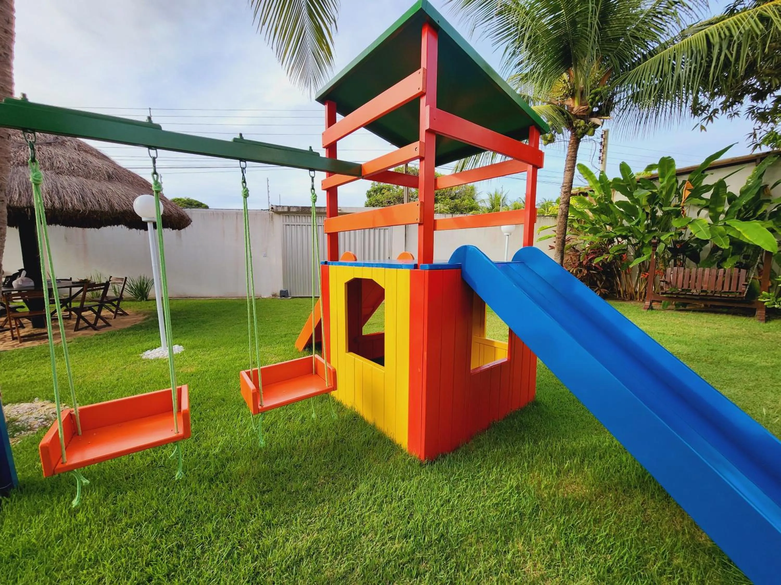 Children play ground in Manaí Pousada & Beach Club