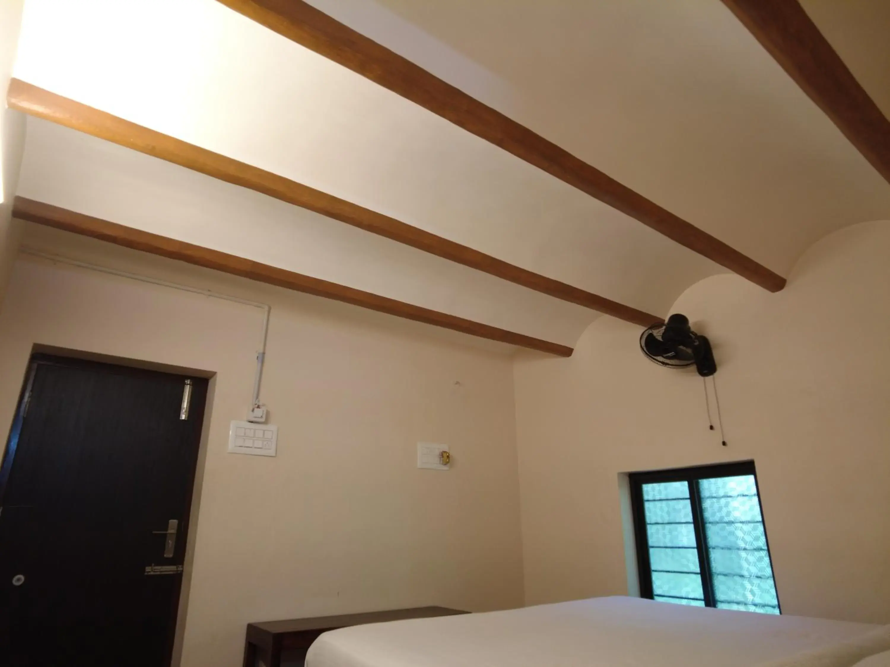 Photo of the whole room in Seattle Garden Resort - KolliHills Photo of the whole room in Seattle Garden Resort - KolliHills