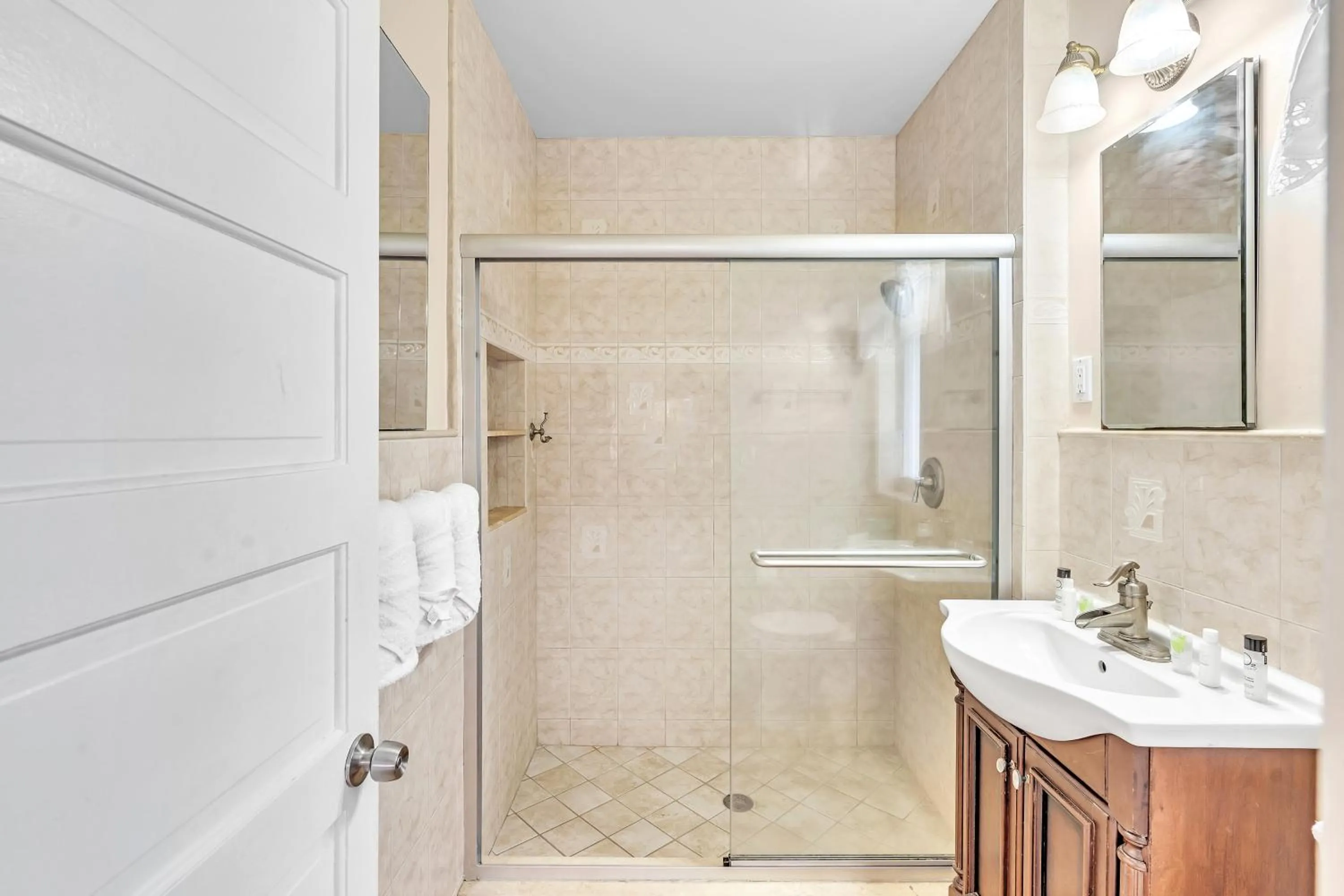 Bathroom in Sea Angel