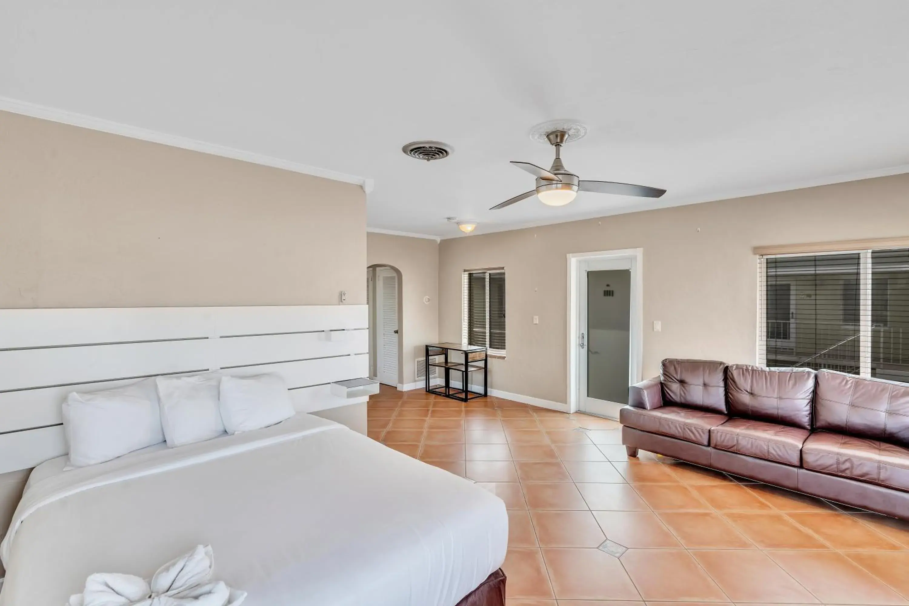 Living room, Bed in Sea Angel Living room, Bed in Sea Angel