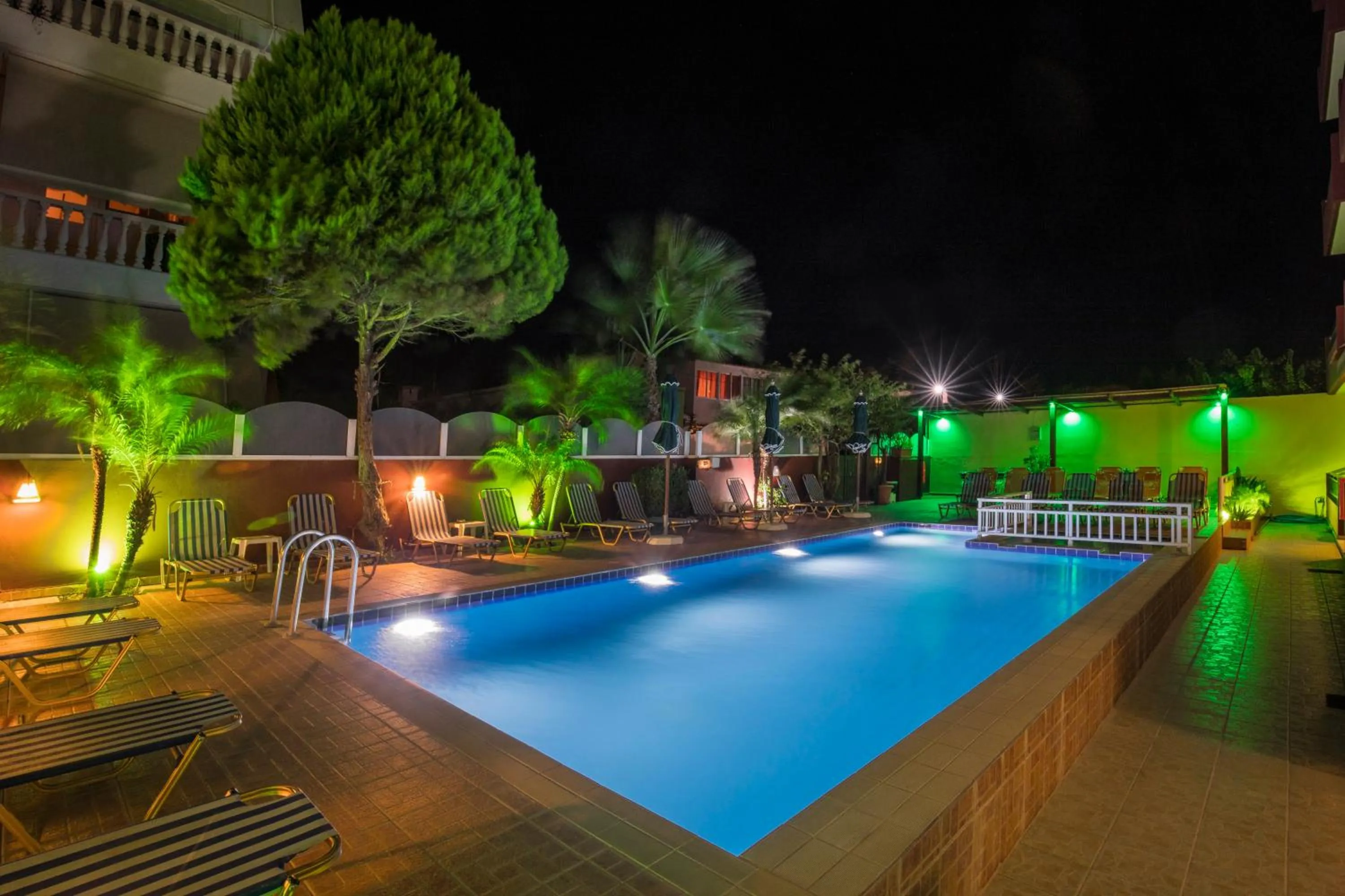 Swimming pool in Alea Hotel Apartments