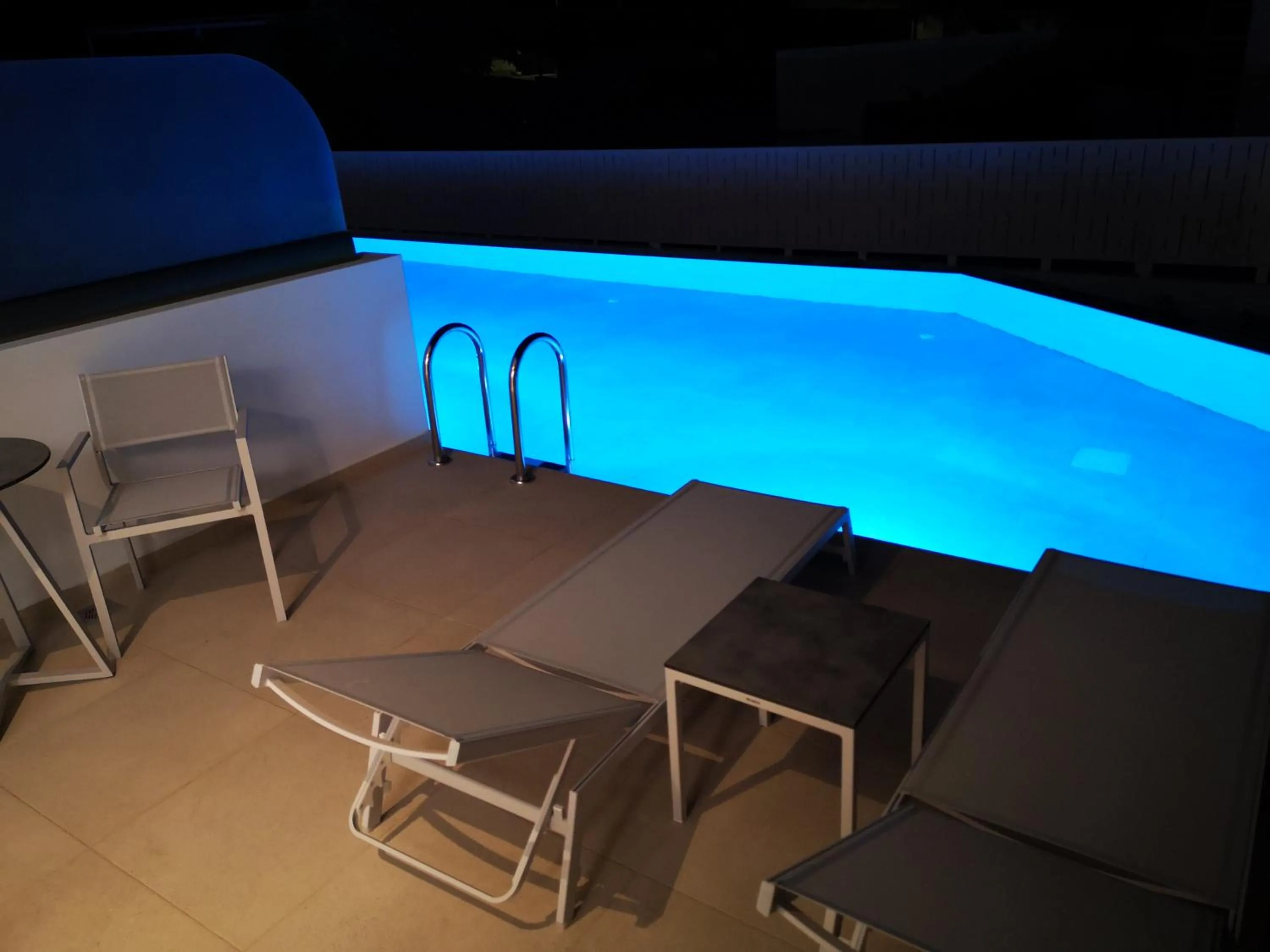 Balcony/Terrace in Zoes Hotel & Suites