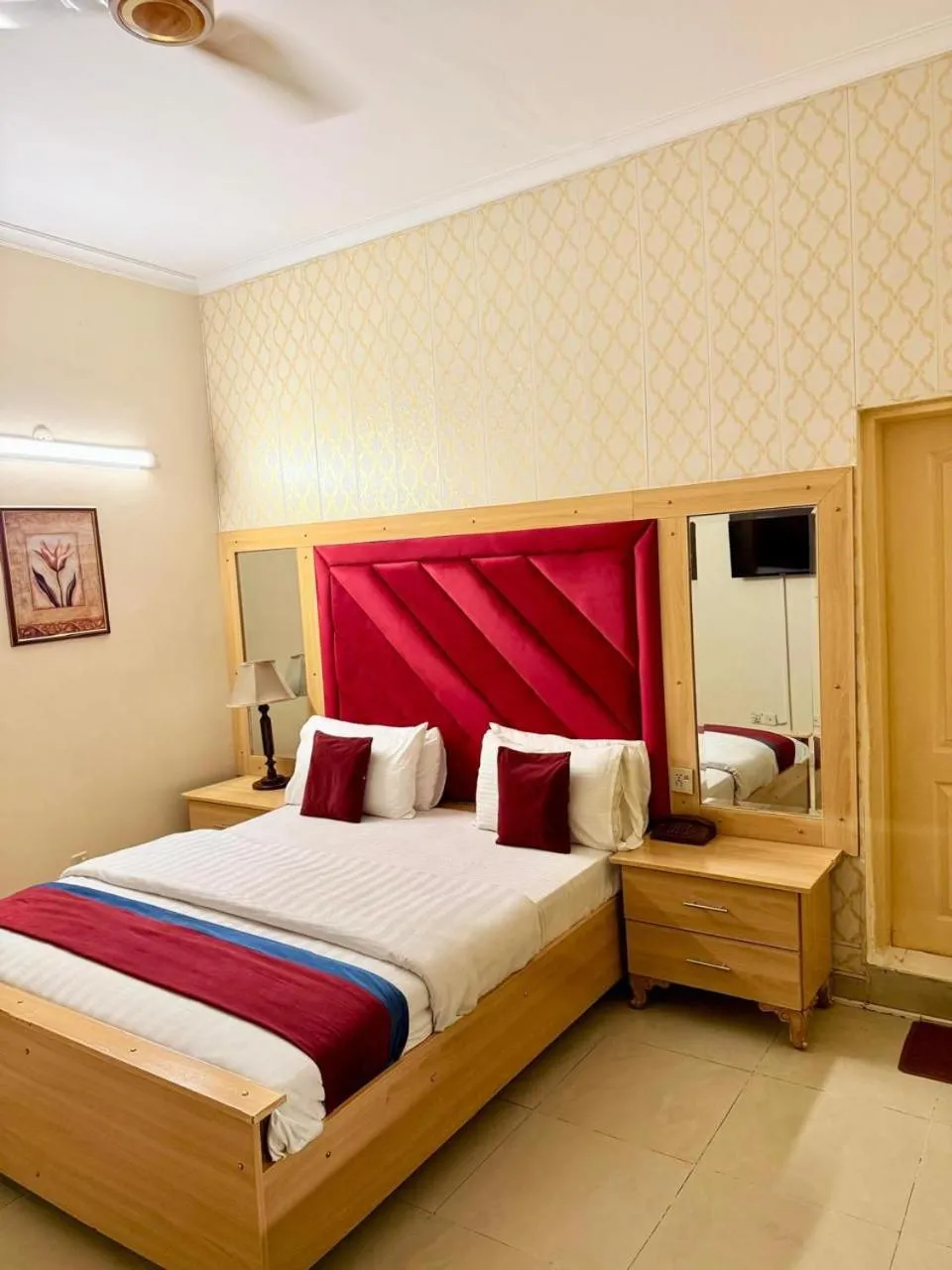 Bed in New Pakeeza Hotel