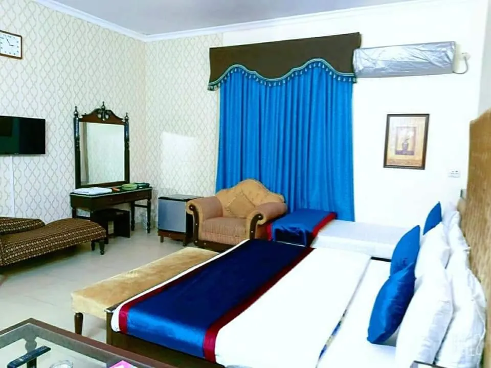 Bed in New Pakeeza Hotel