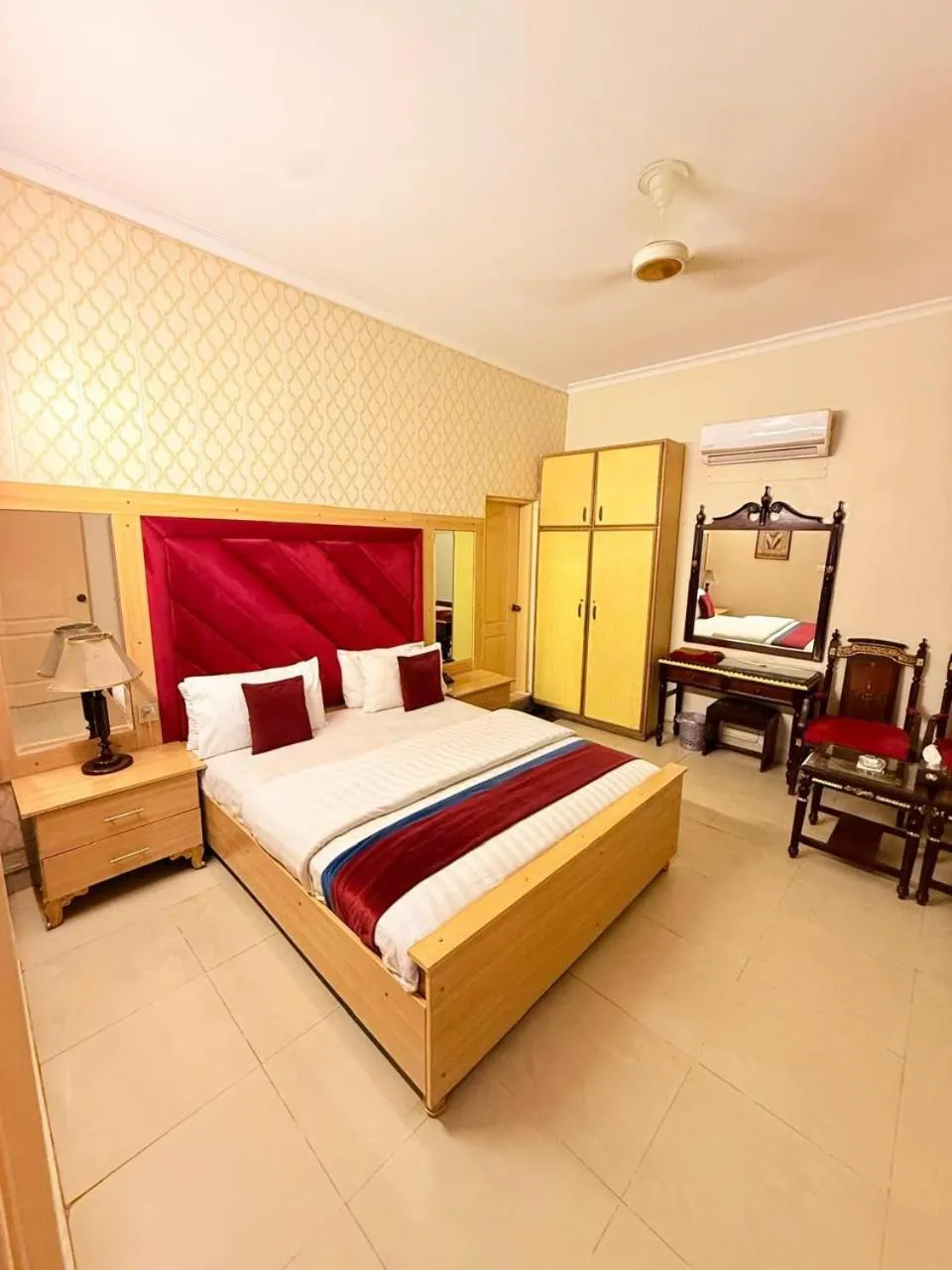 Bed in New Pakeeza Hotel