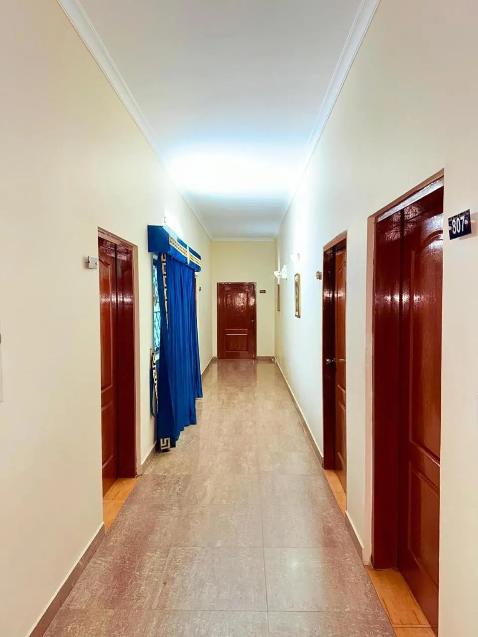 New Pakeeza Hotel