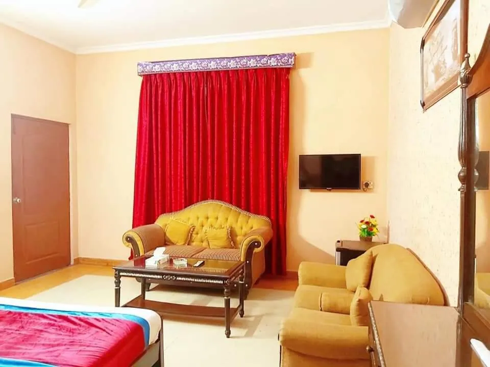 Bed in New Pakeeza Hotel