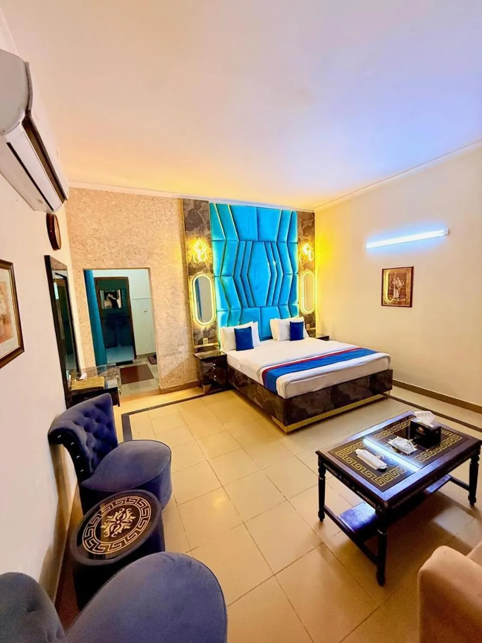 Bed in New Pakeeza Hotel