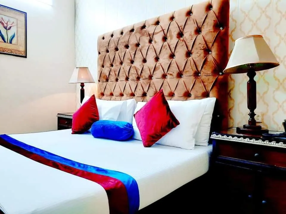 Bed in New Pakeeza Hotel