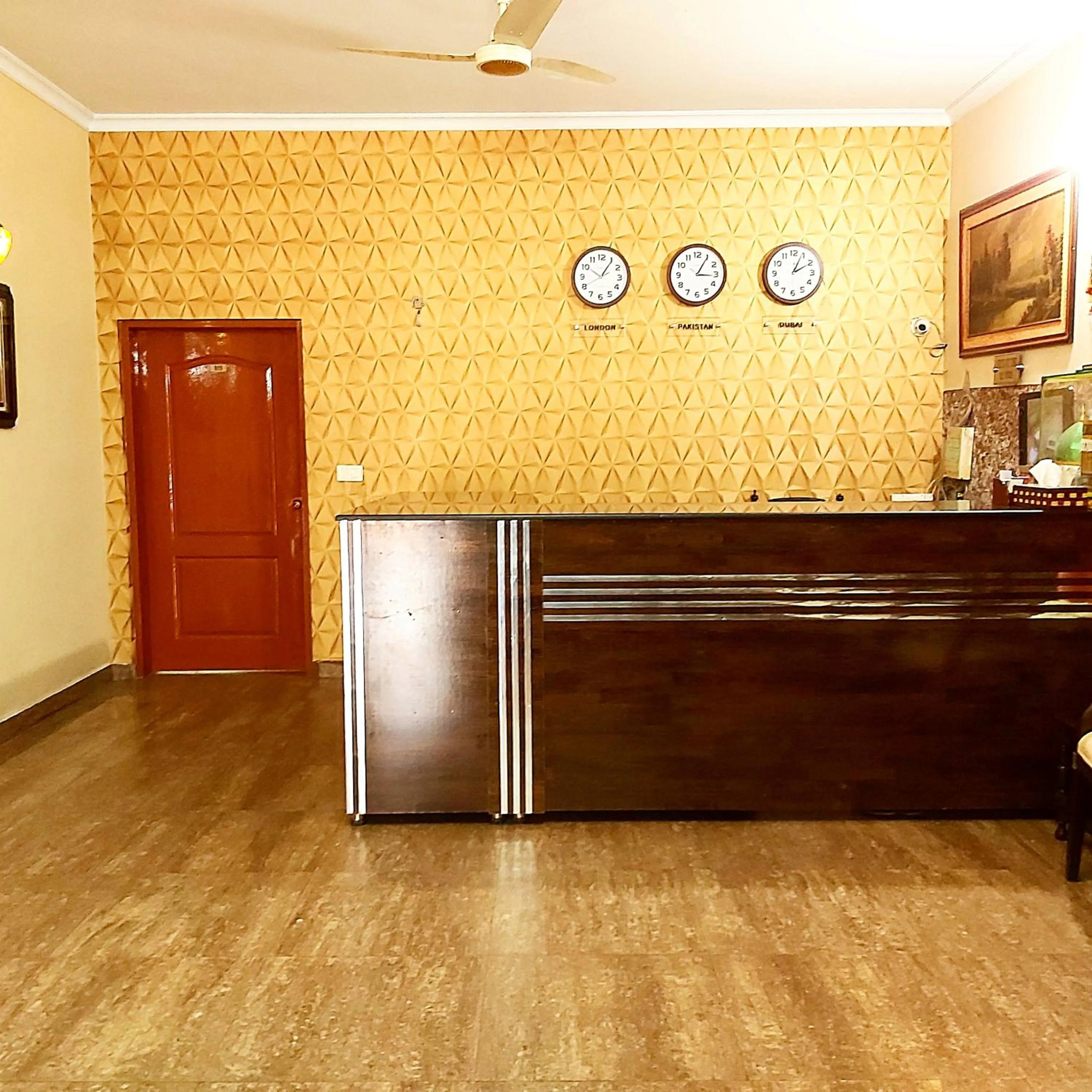 New Pakeeza Hotel