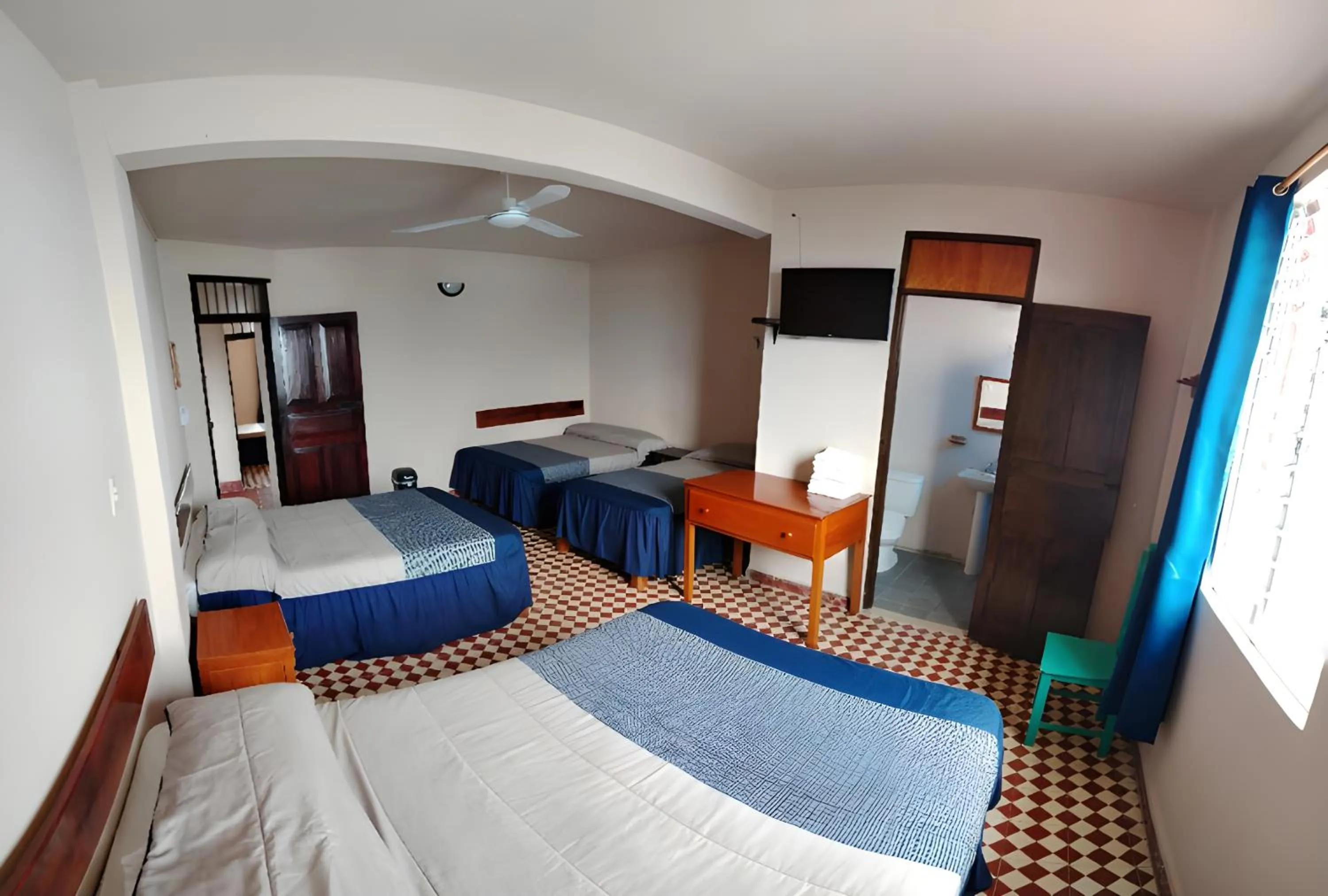 Photo of the whole room, Bed in Hotel Cortaza Galería