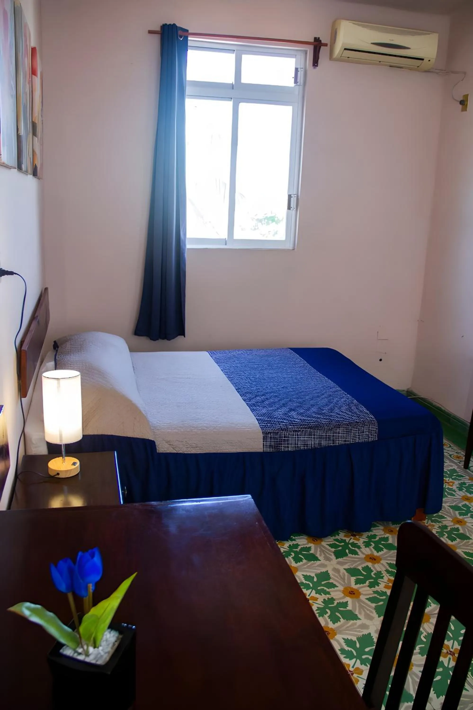 Bedroom, Bed in Hotel Cortaza Galería