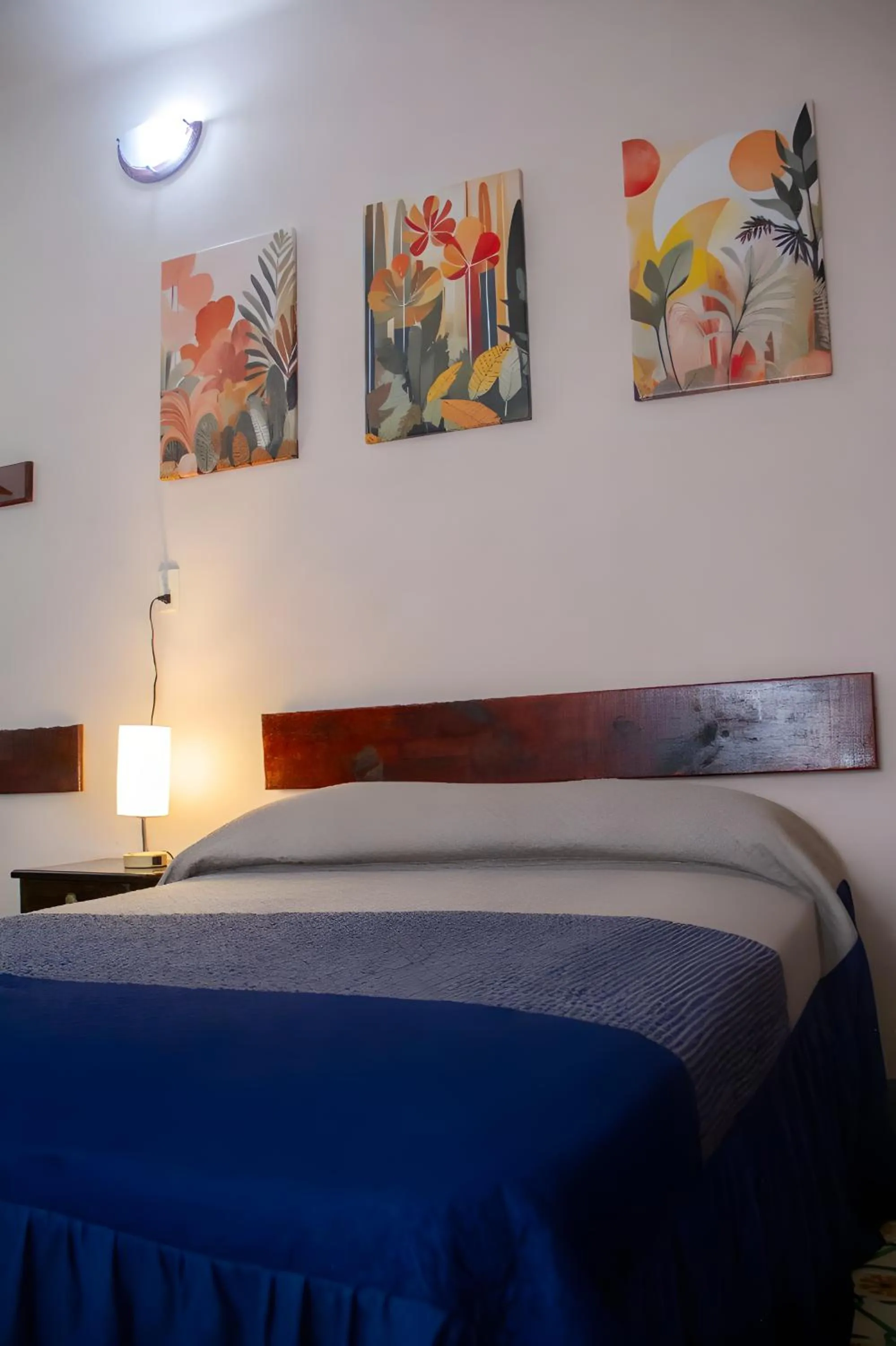 Photo of the whole room, Bed in Hotel Cortaza Galería