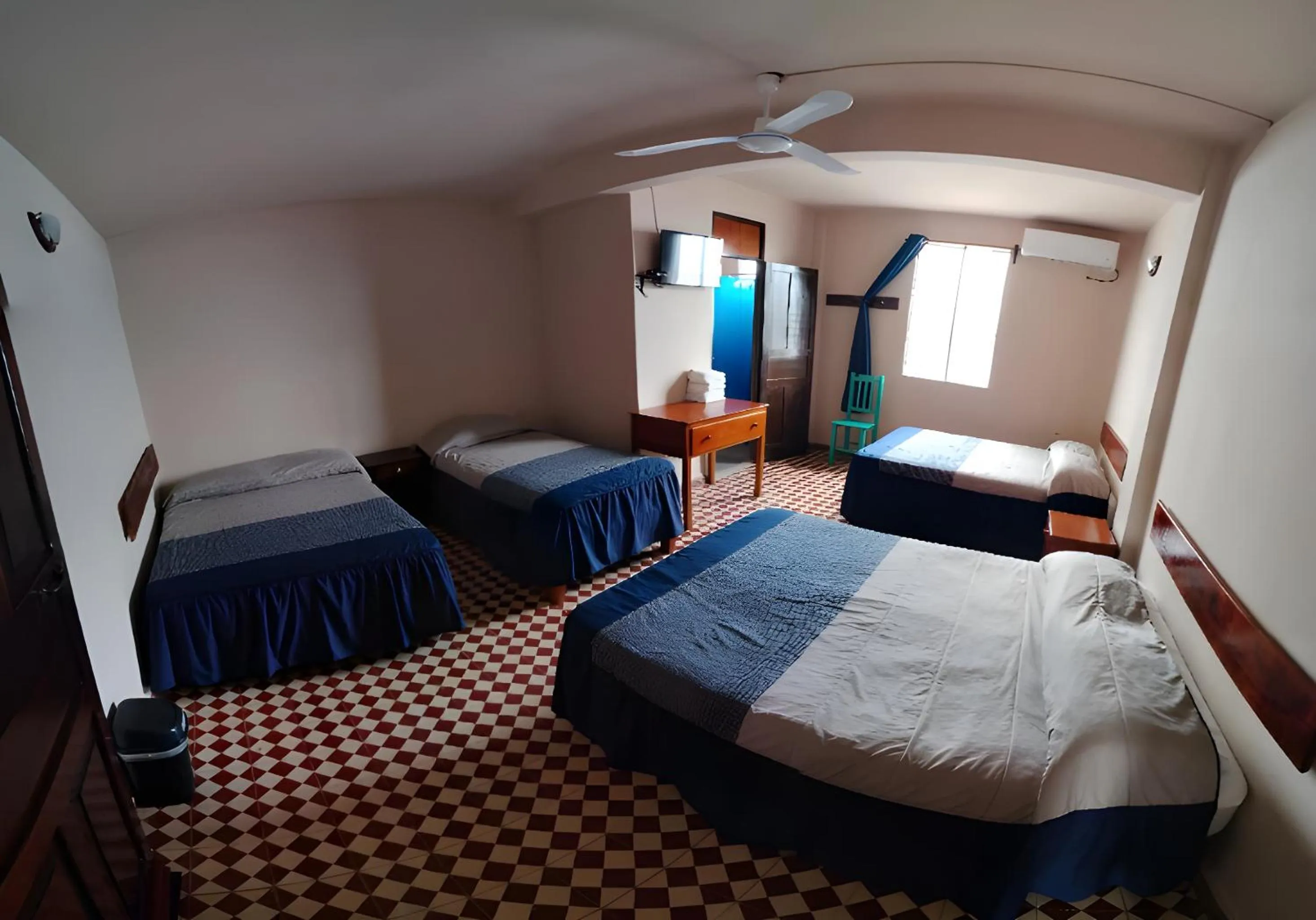Photo of the whole room, Bed in Hotel Cortaza Galería
