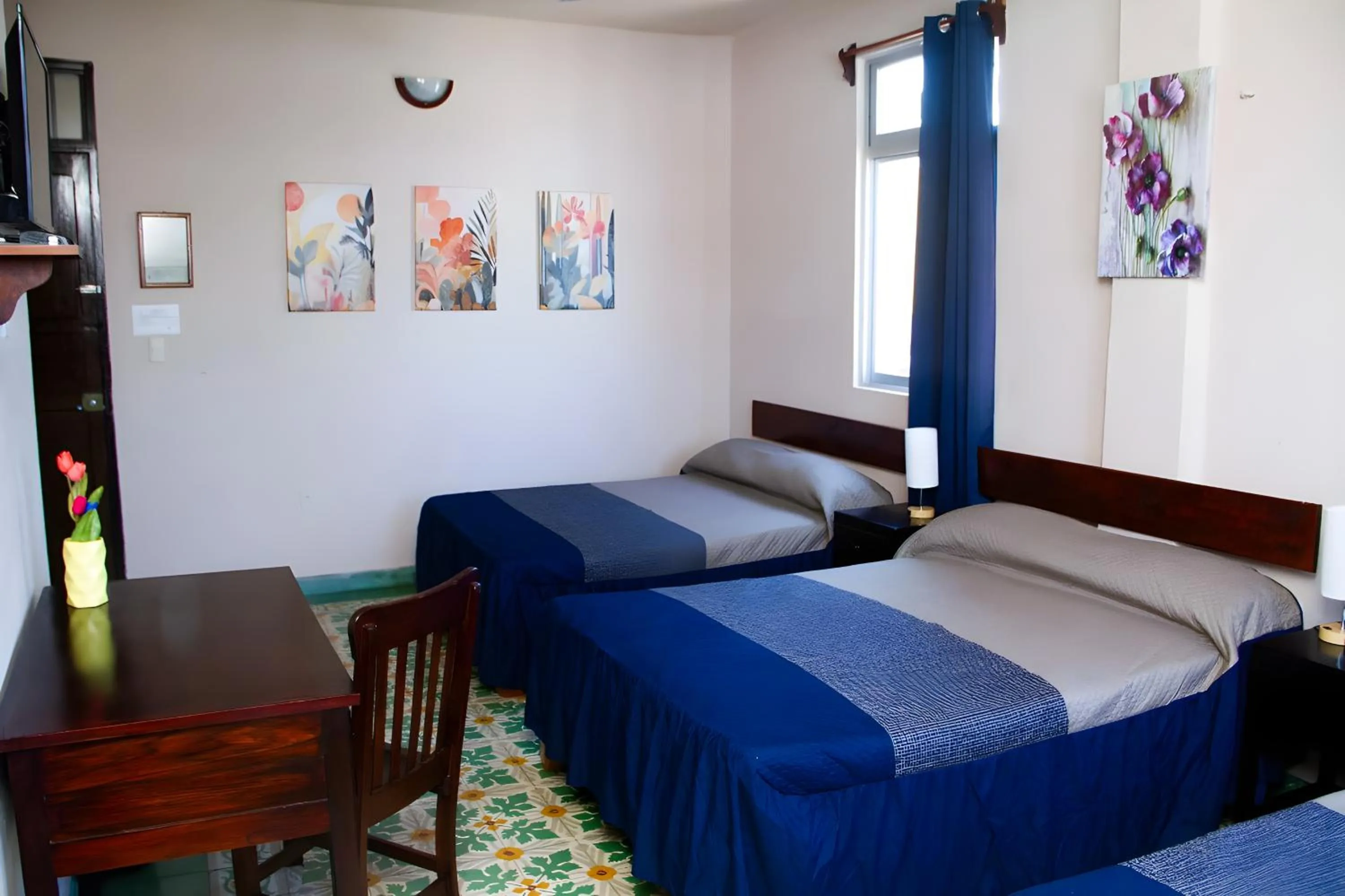 Bedroom, Bed in Hotel Cortaza Galería