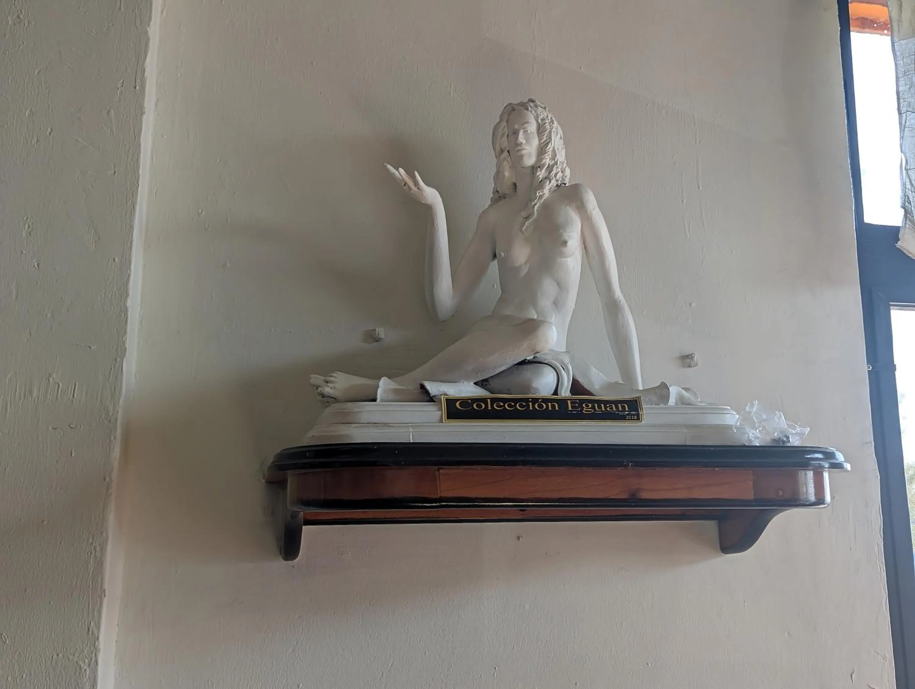 Restaurant/places to eat in Hotel Cortaza Galería