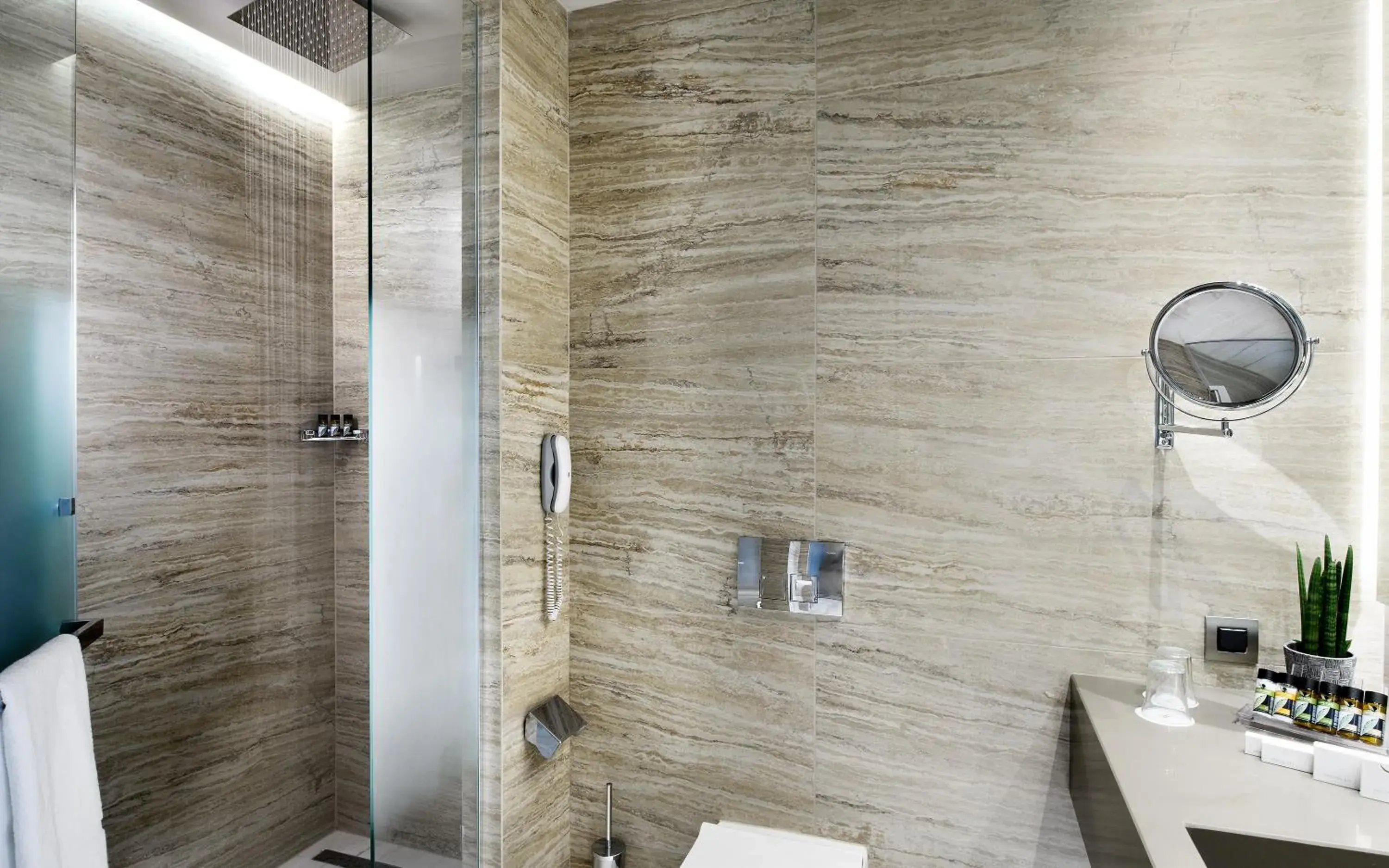 Deluxe Double or Twin Room - single occupancy in Grand Hotel Palace Deluxe Double or Twin Room - single occupancy in Grand Hotel Palace