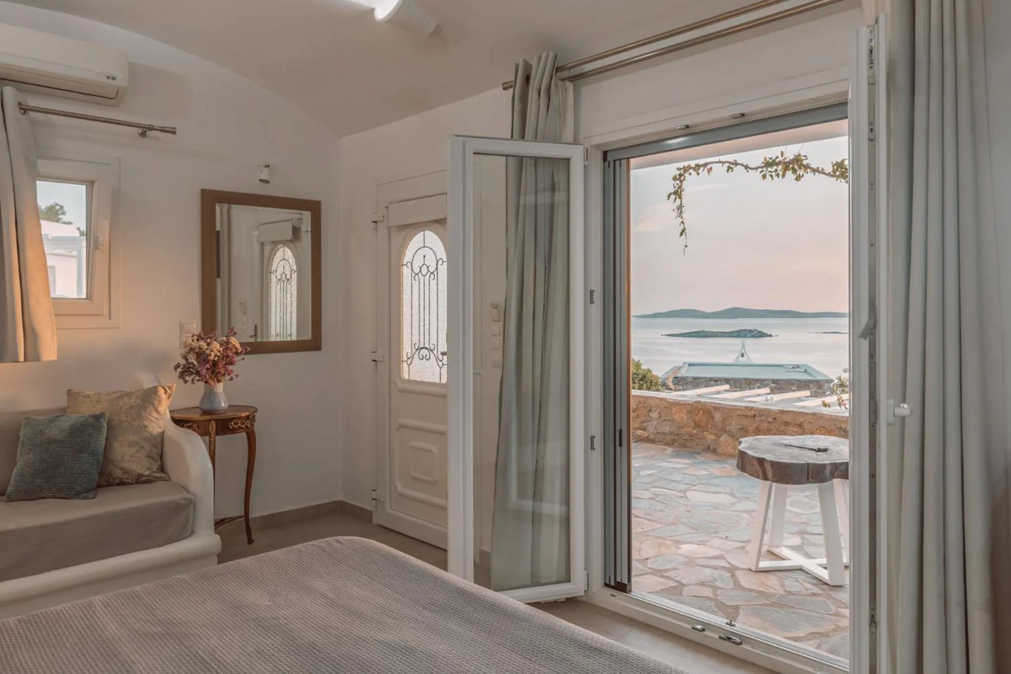 Bedroom in Villa Konstantin Rooms & Suites