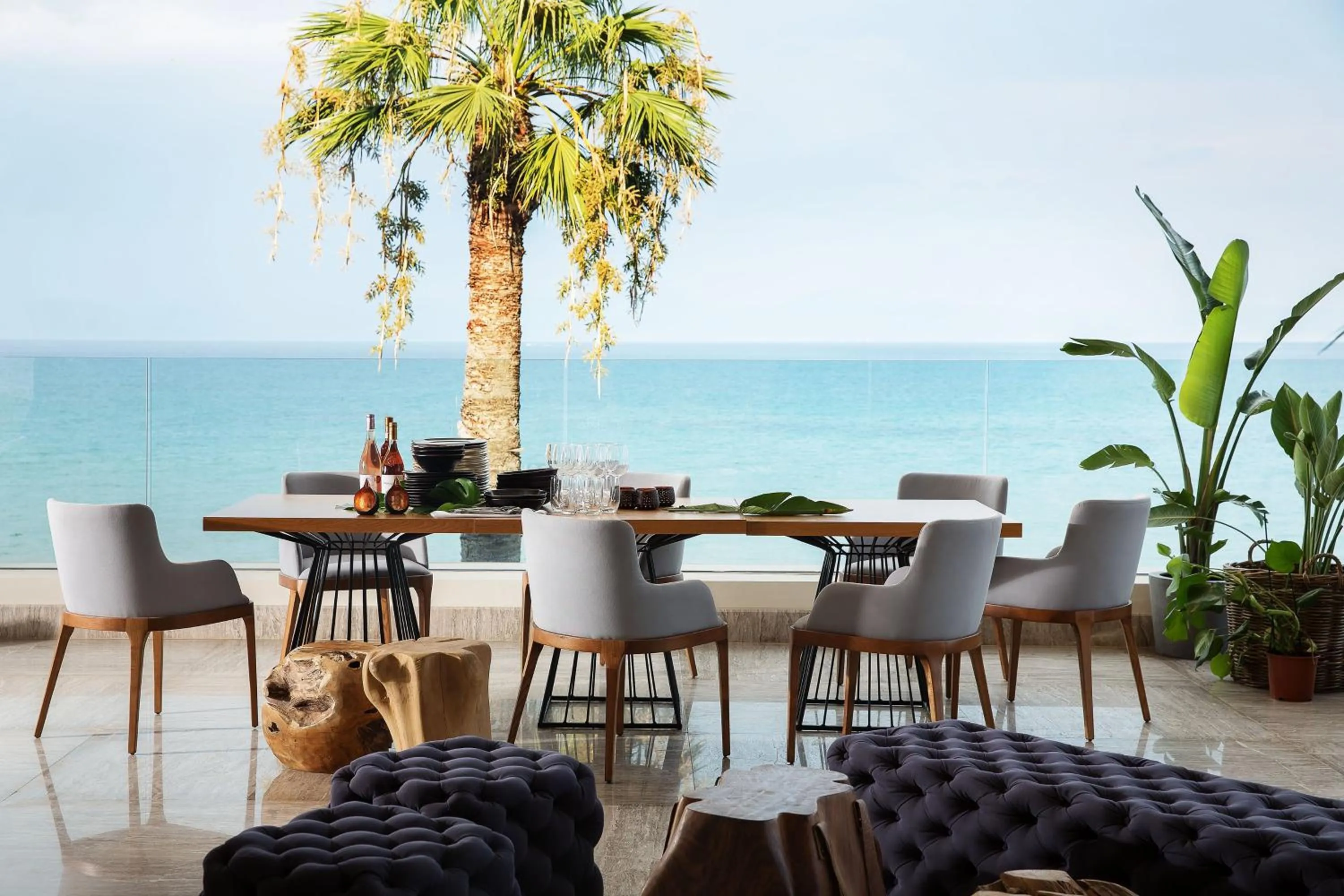 Lounge or bar in Domes Miramare, a Luxury Collection Resort, Corfu - Adults Only