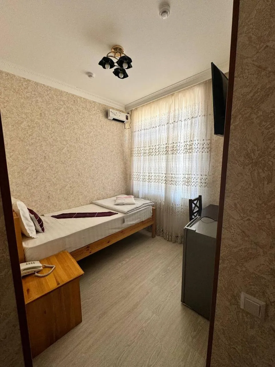 Photo of the whole room, Bed in Qamar Hotel