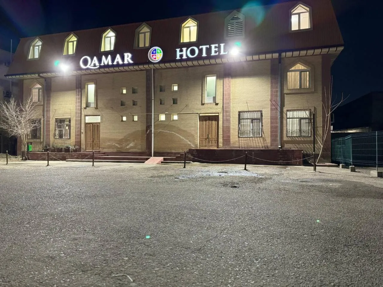 Property building in Qamar Hotel