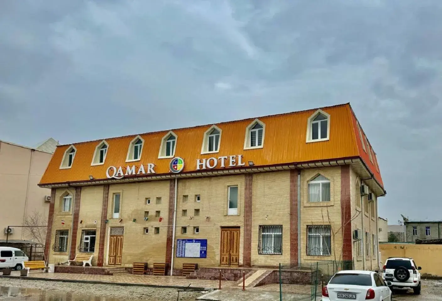 Property building in Qamar Hotel Property building in Qamar Hotel