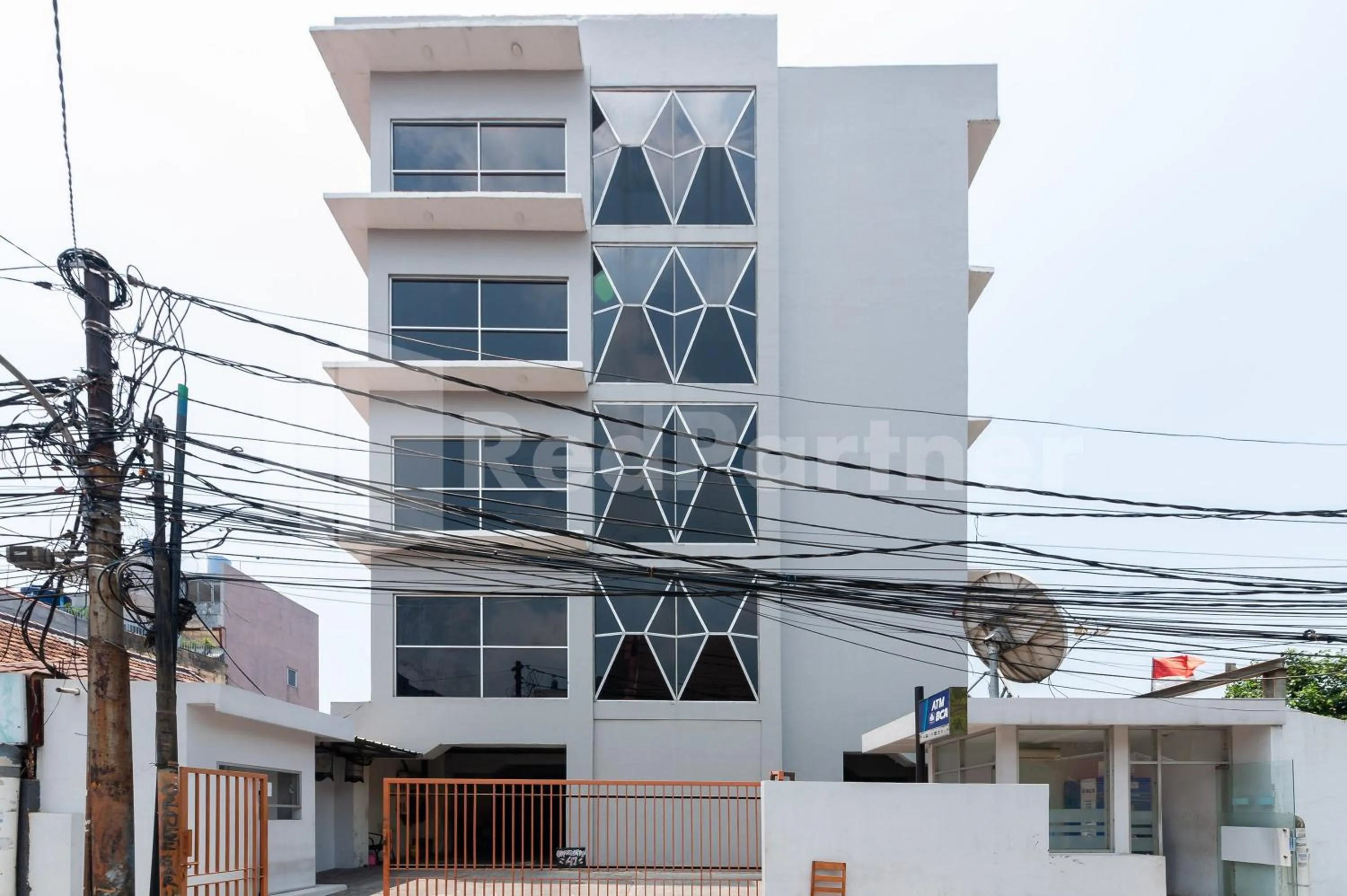 Property building in Orange Garden 47 Mitra RedDoorz