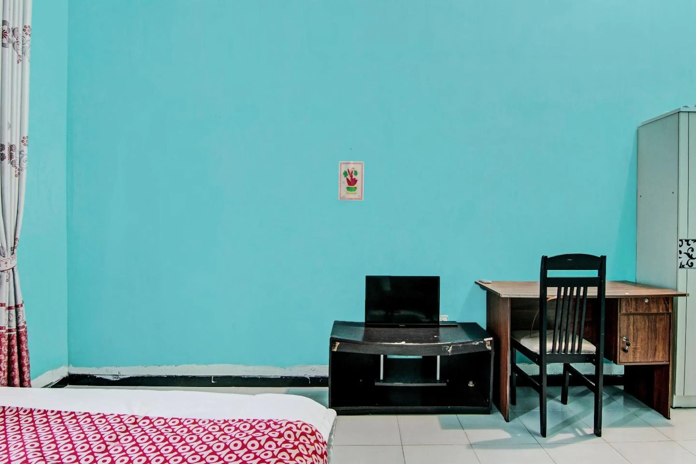 Bedroom in Hotel O Wisma Cendana Syariah Near PASAR FLAMBOYAN Bedroom in Hotel O Wisma Cendana Syariah Near PASAR FLAMBOYAN