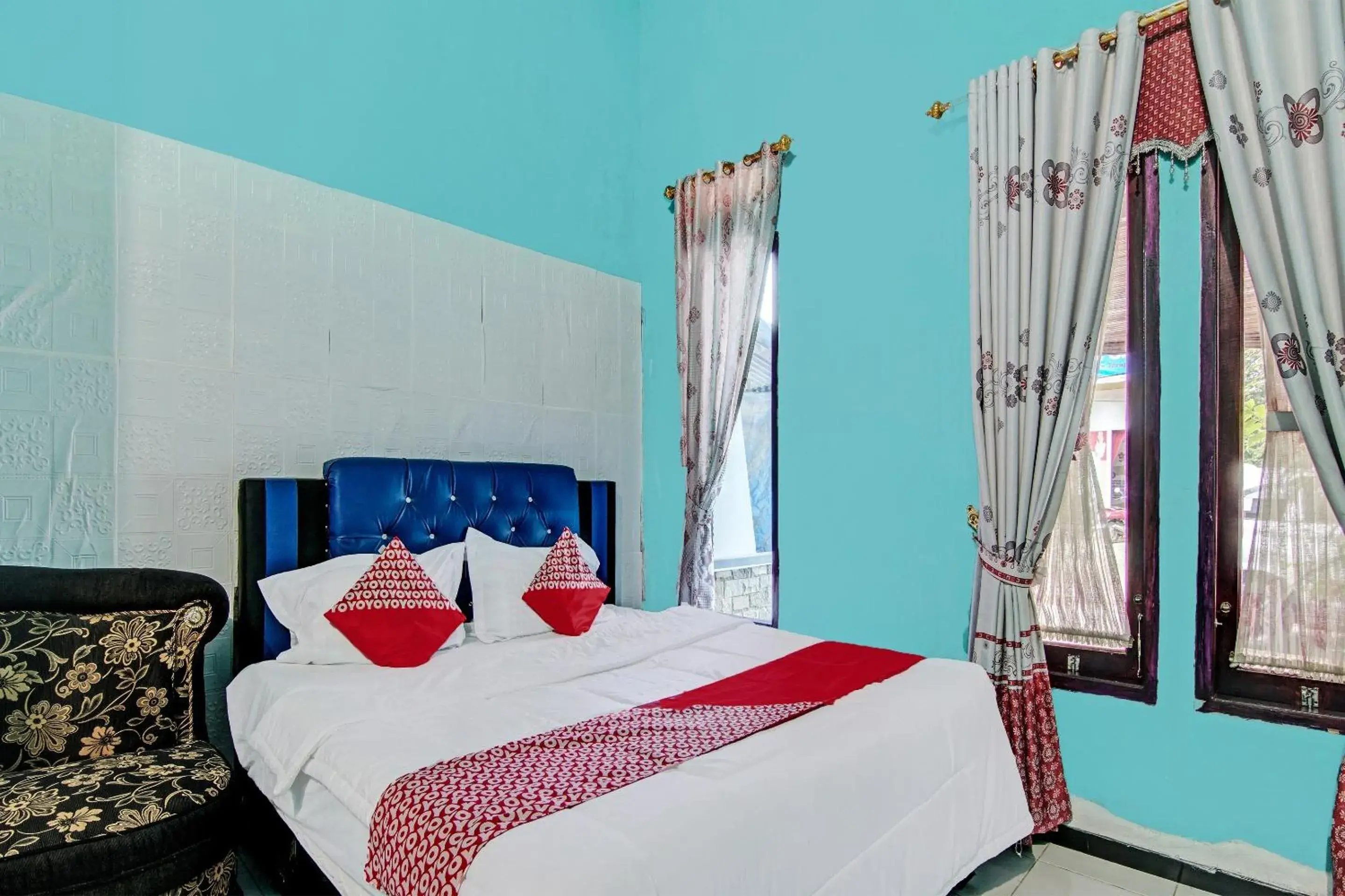 Bedroom, Bed in Hotel O Wisma Cendana Syariah Near PASAR FLAMBOYAN Bedroom, Bed in Hotel O Wisma Cendana Syariah Near PASAR FLAMBOYAN