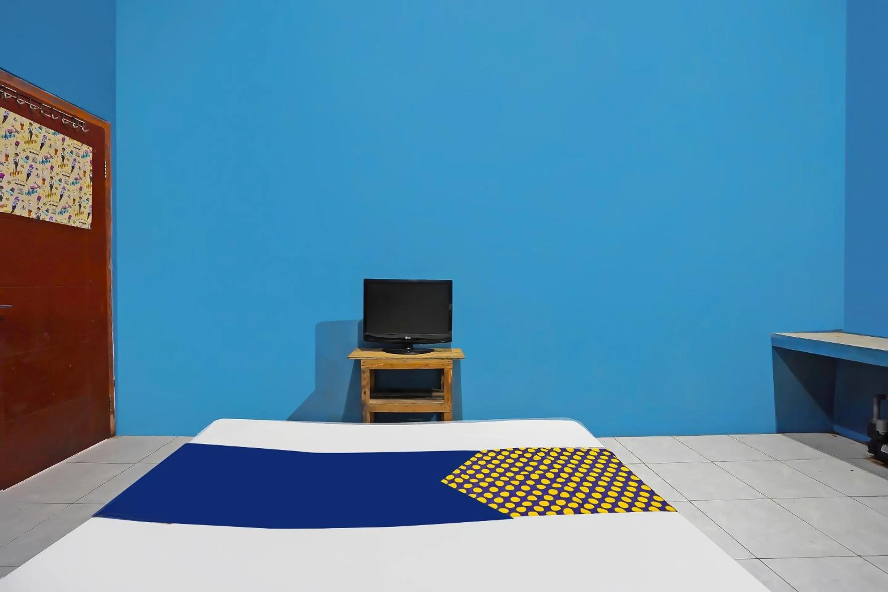 Bedroom, Bed in Hotel O Kost Auto Syariah Anggaswangi