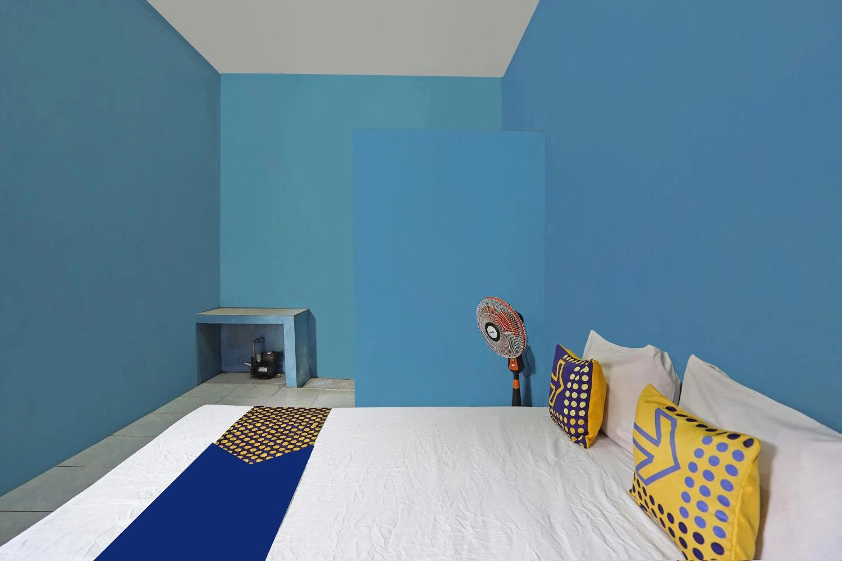 Bedroom, Bed in Hotel O Kost Auto Syariah Anggaswangi