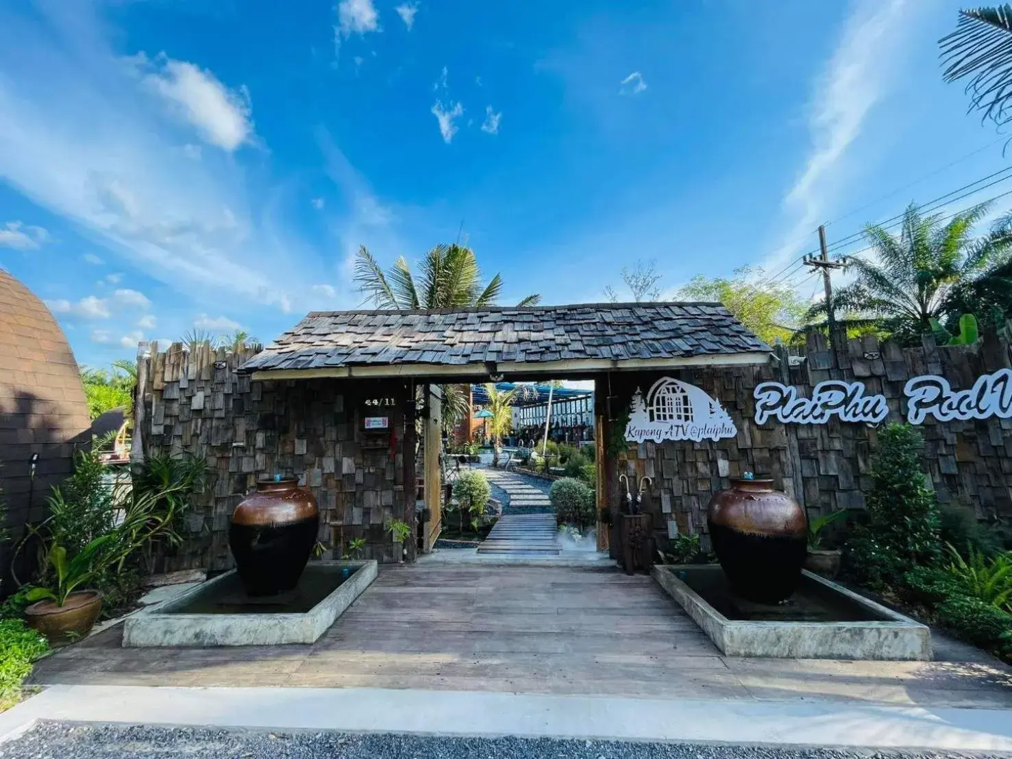 Facade/entrance in Plaiphu Pool Villas Facade/entrance in Plaiphu Pool Villas