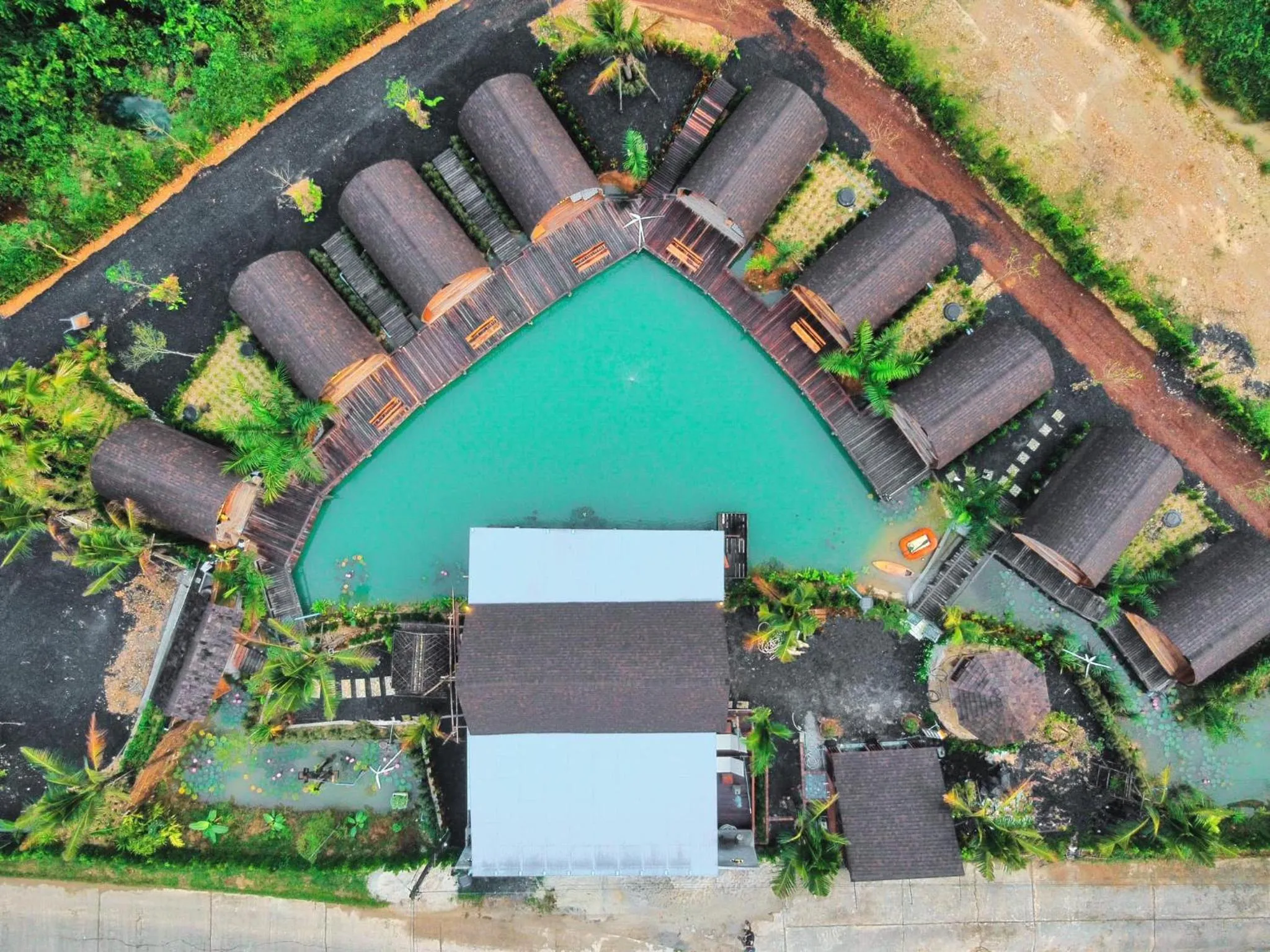 Property building in Plaiphu Pool Villas