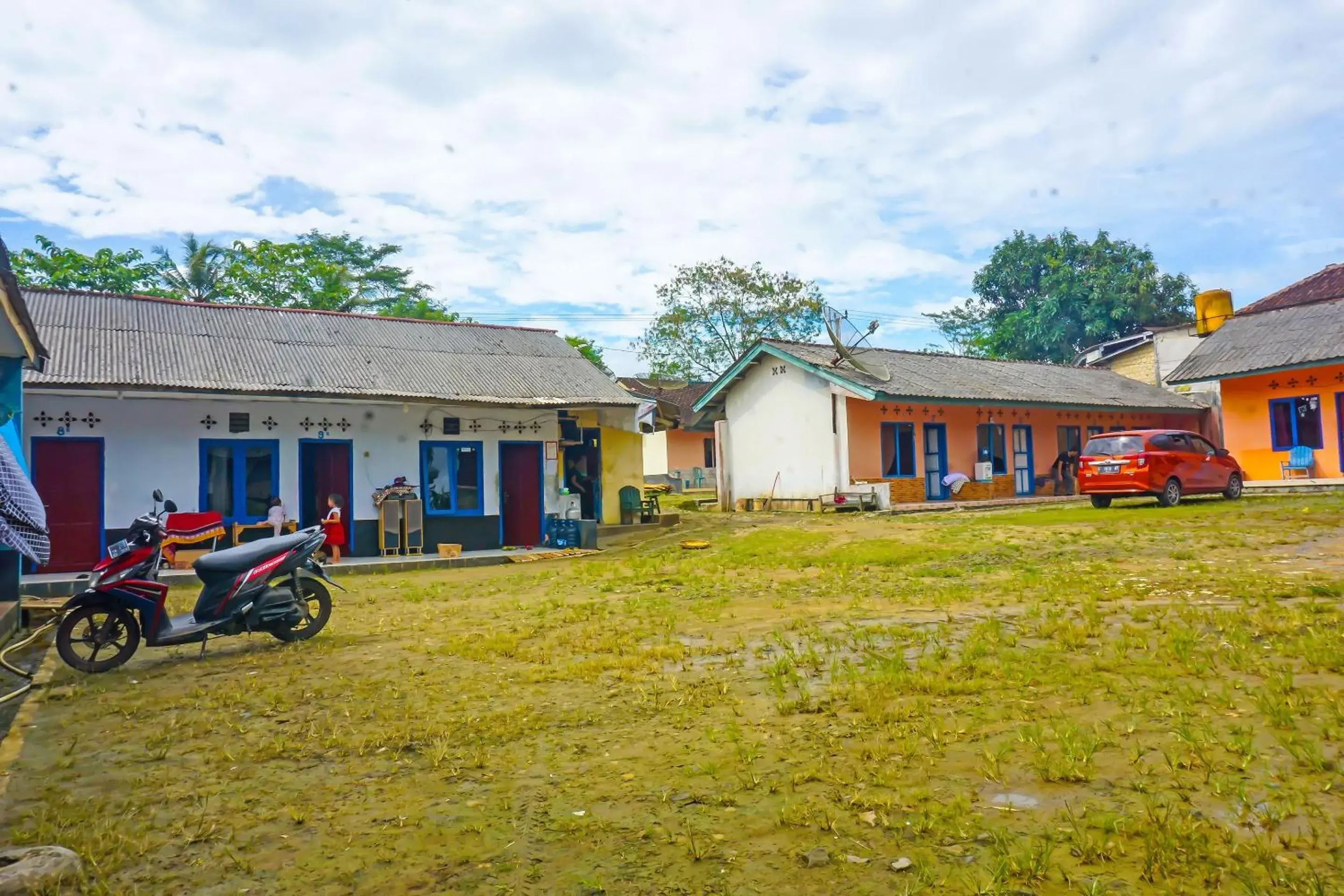 Lobby or reception in Hotel O Penginapan Berkah Mandiri Syariah Lobby or reception in Hotel O Penginapan Berkah Mandiri Syariah