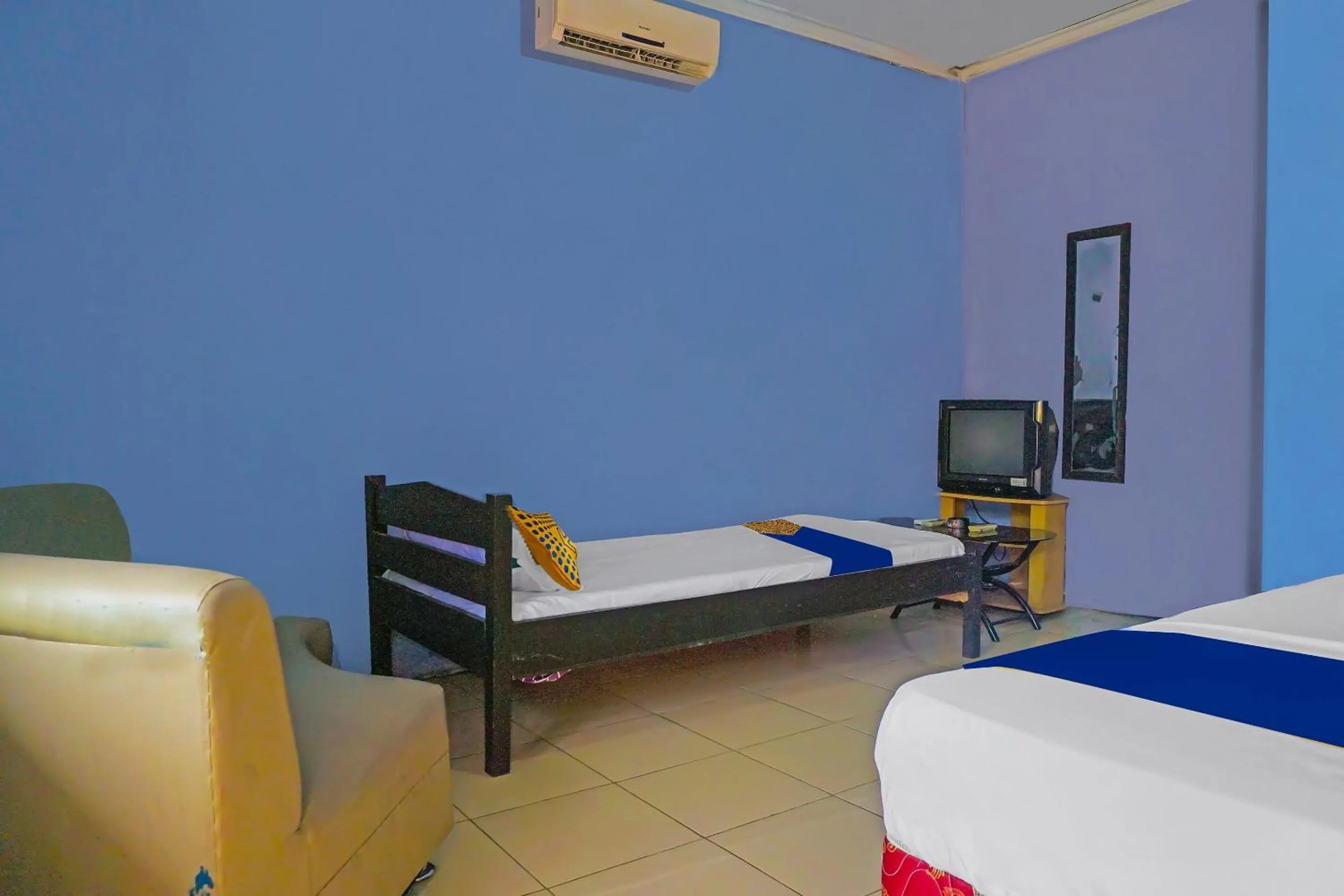 Bedroom, Bed in Hotel O Penginapan Berkah Mandiri Syariah