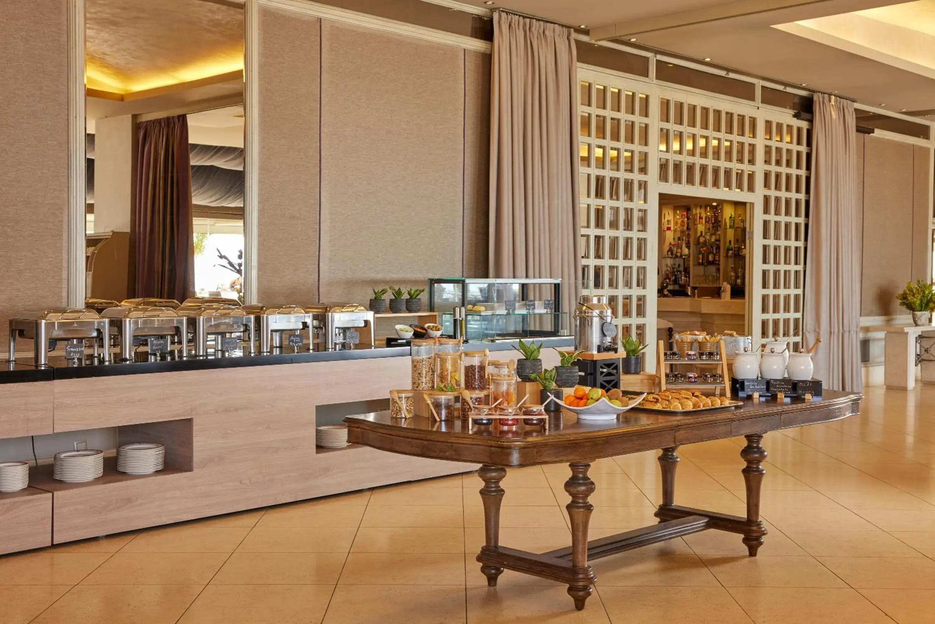 Restaurant/places to eat in Hotel Panorama Restaurant/places to eat in Hotel Panorama