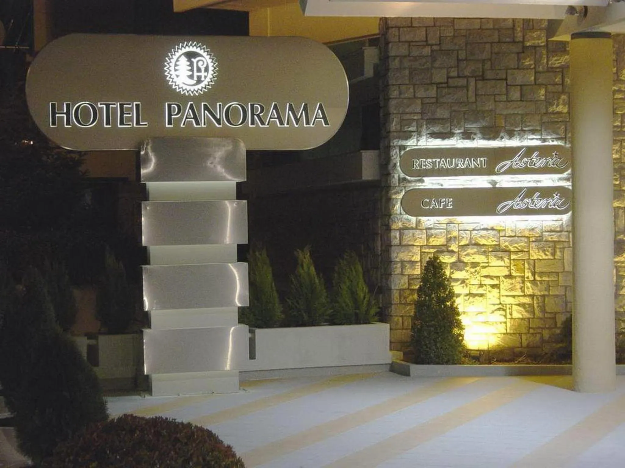 Facade/entrance in Hotel Panorama