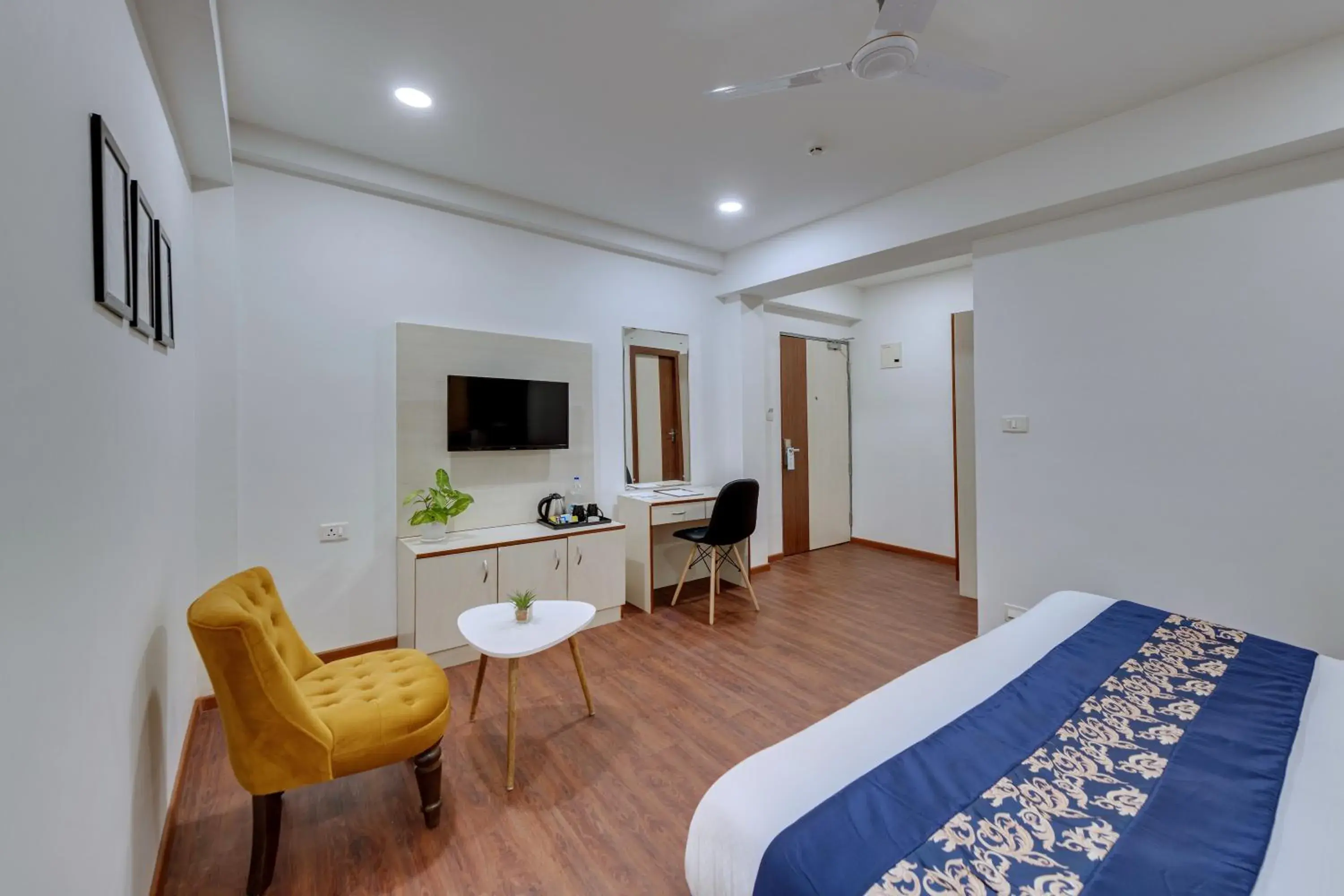 Deluxe King Room in De Garland Palolem - AM Hotel Kollection Deluxe King Room in De Garland Palolem - AM Hotel Kollection