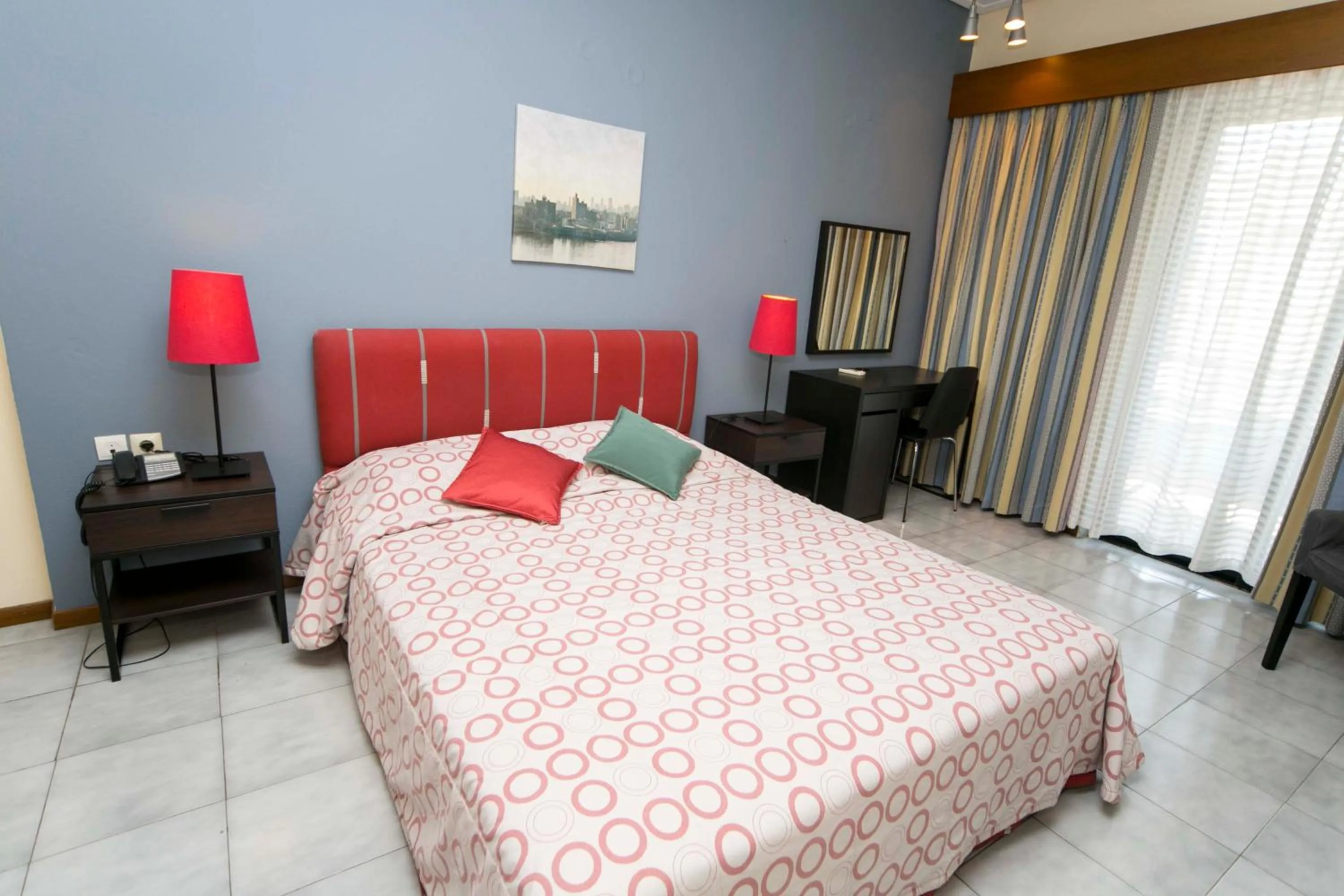 Photo of the whole room, Bed in Apartment Hotel Athina