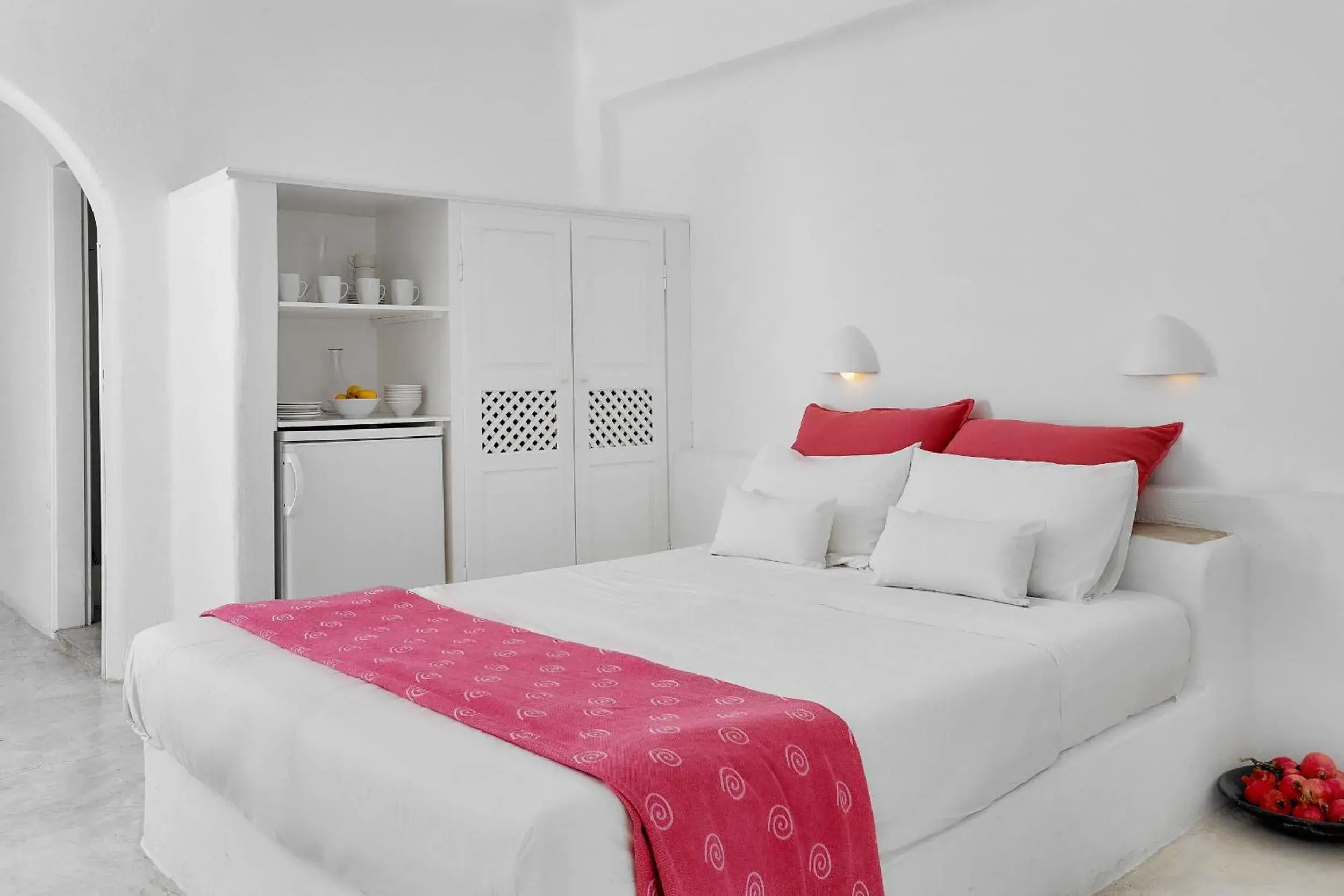 Coffee/tea facilities, Bed in Finikia Memories Hotel Coffee/tea facilities, Bed in Finikia Memories Hotel