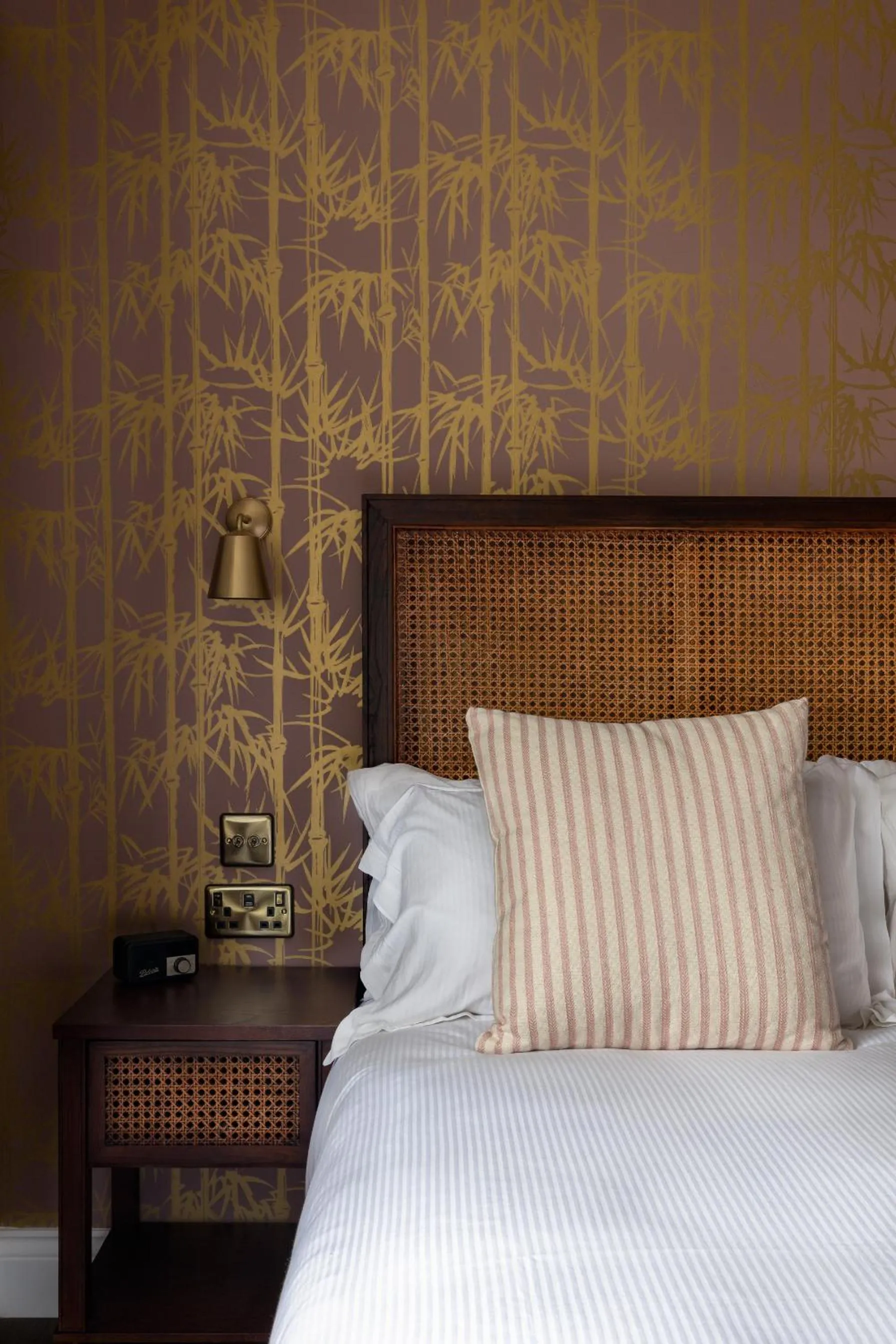 Bedroom in The White Hart Wadhurst