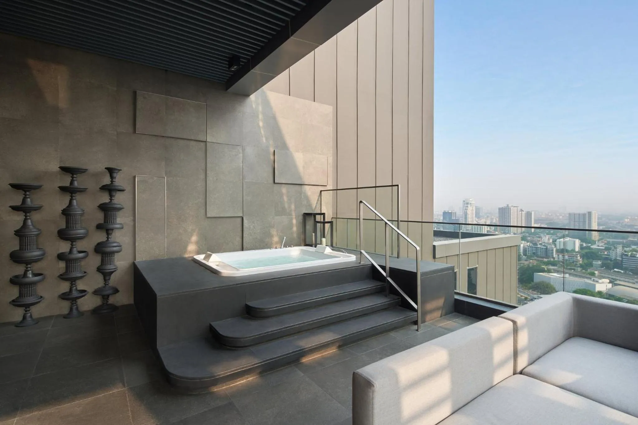 Photo of the whole room in InterContinental Bangkok Sukhumvit by IHG